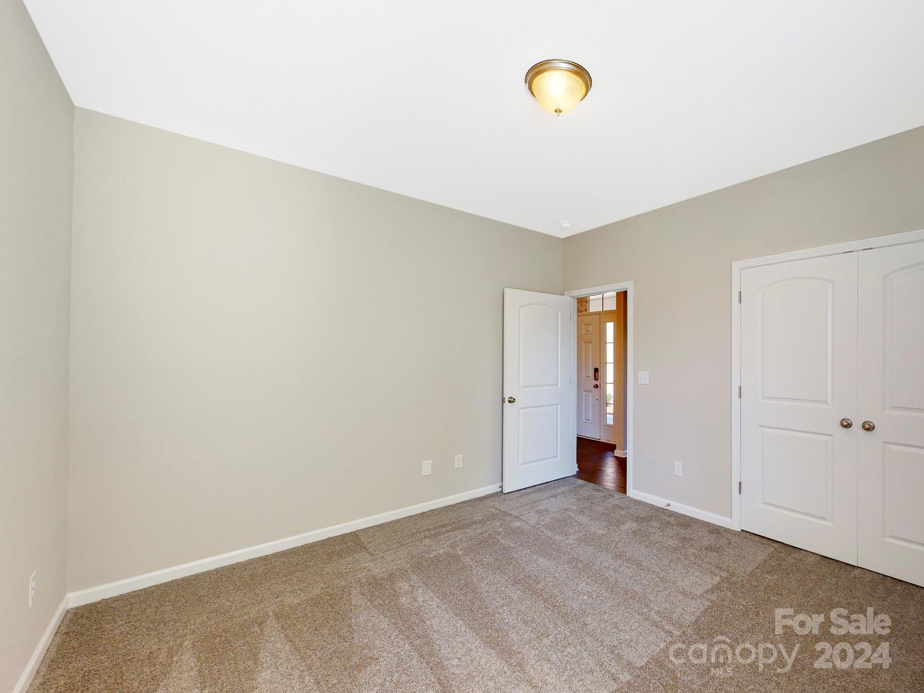 7048 Stella Place Property Photo 25