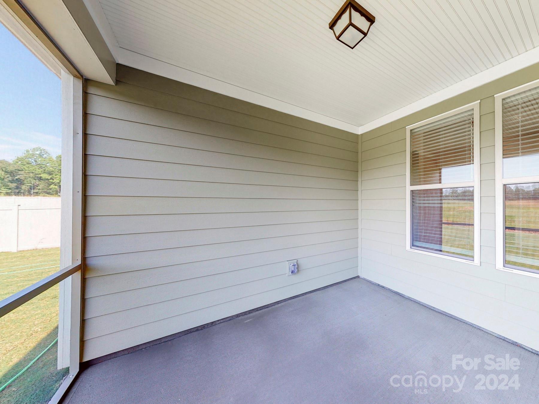 7048 Stella Place Property Photo 34