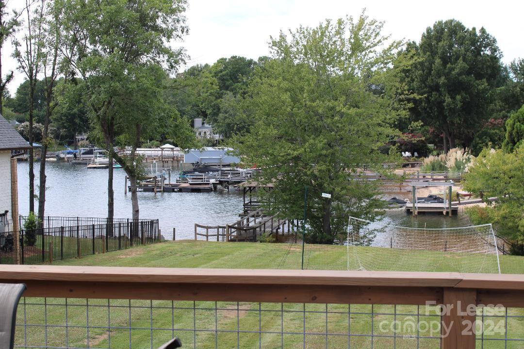 21205 Lakeview Circle Property Photo 35