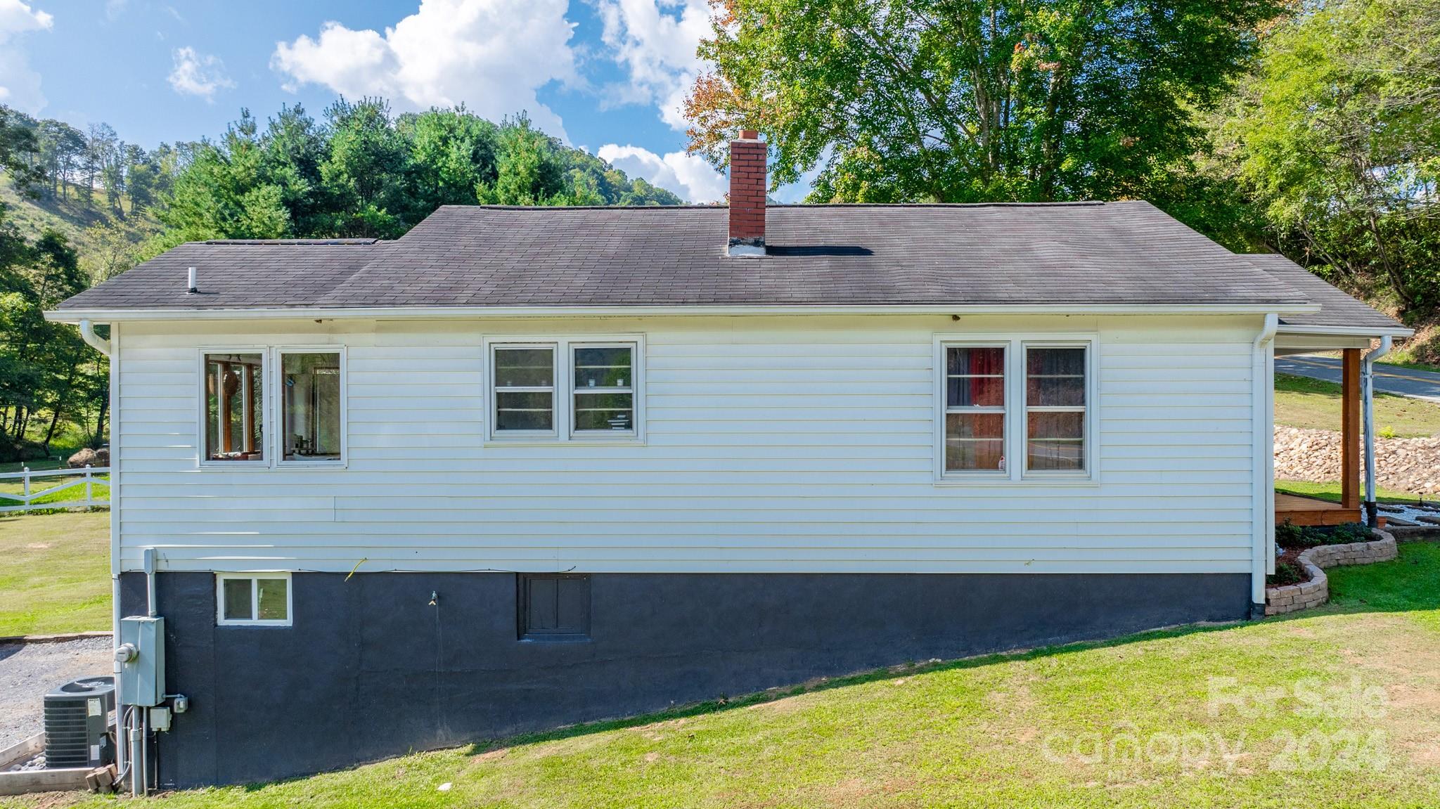 2906 Rabbit Skin Road Property Photo 23