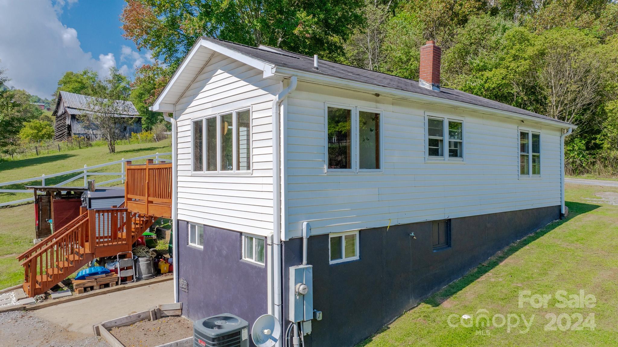 2906 Rabbit Skin Road Property Photo 24
