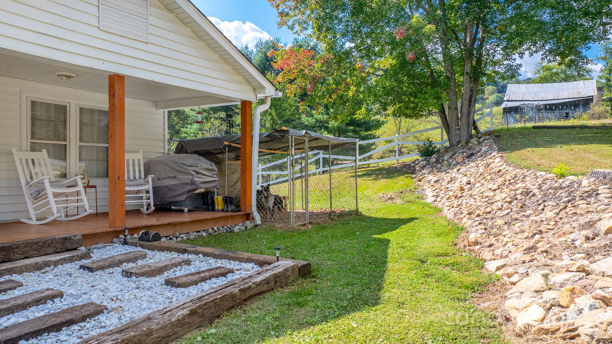 2906 Rabbit Skin Road Property Photo 47