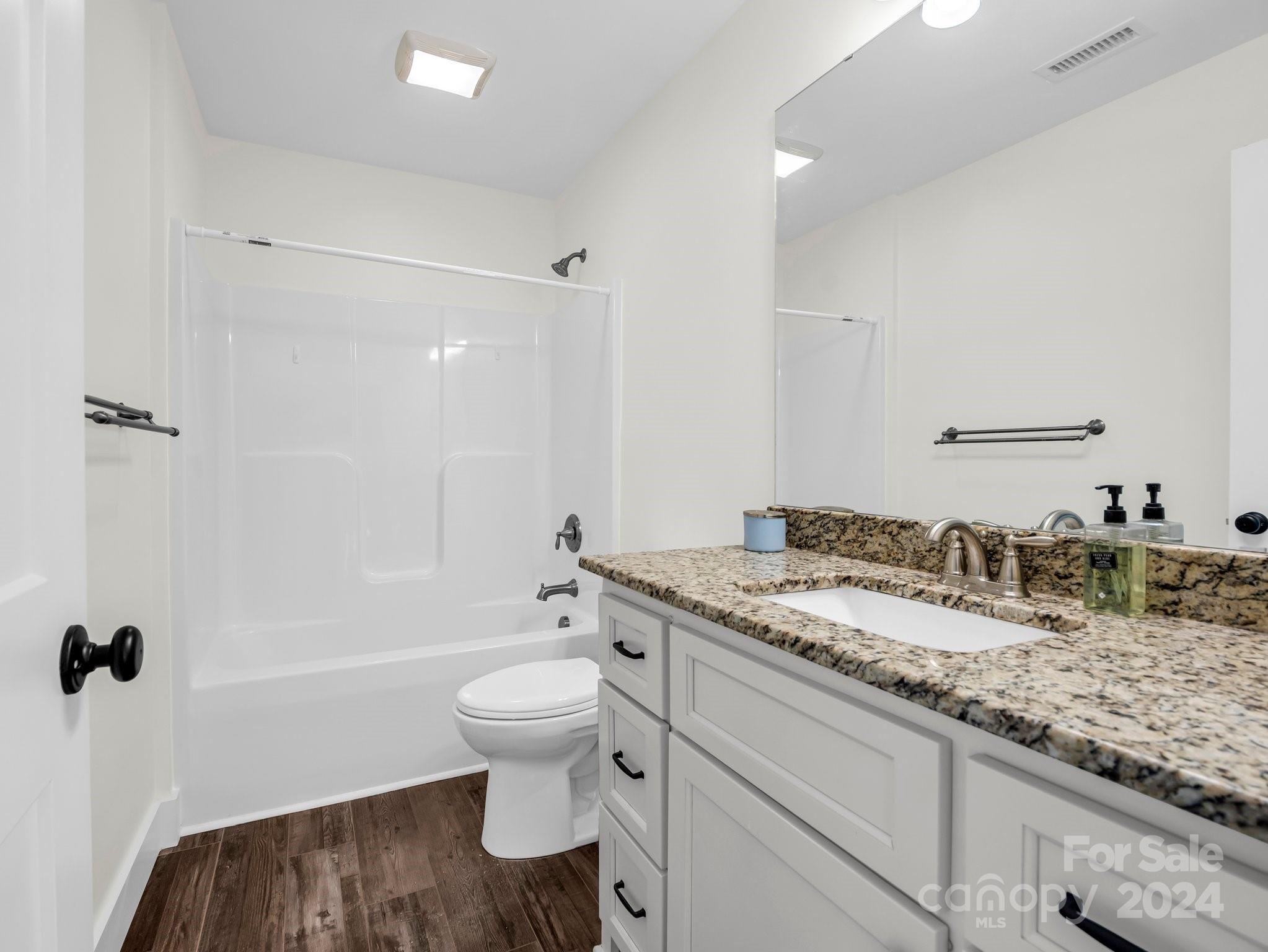 130 Central Park Circle Property Photo 29