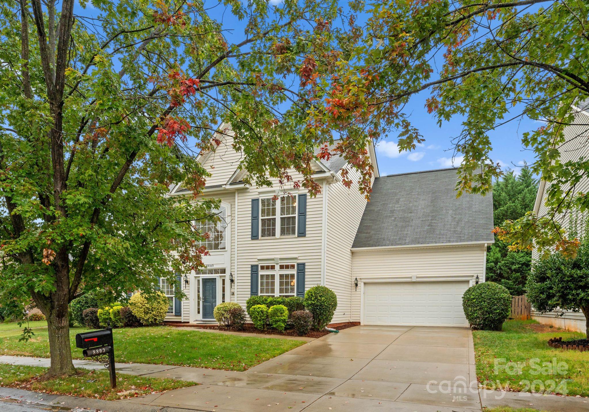 8803 Cool Meadow Drive Property Photo 3