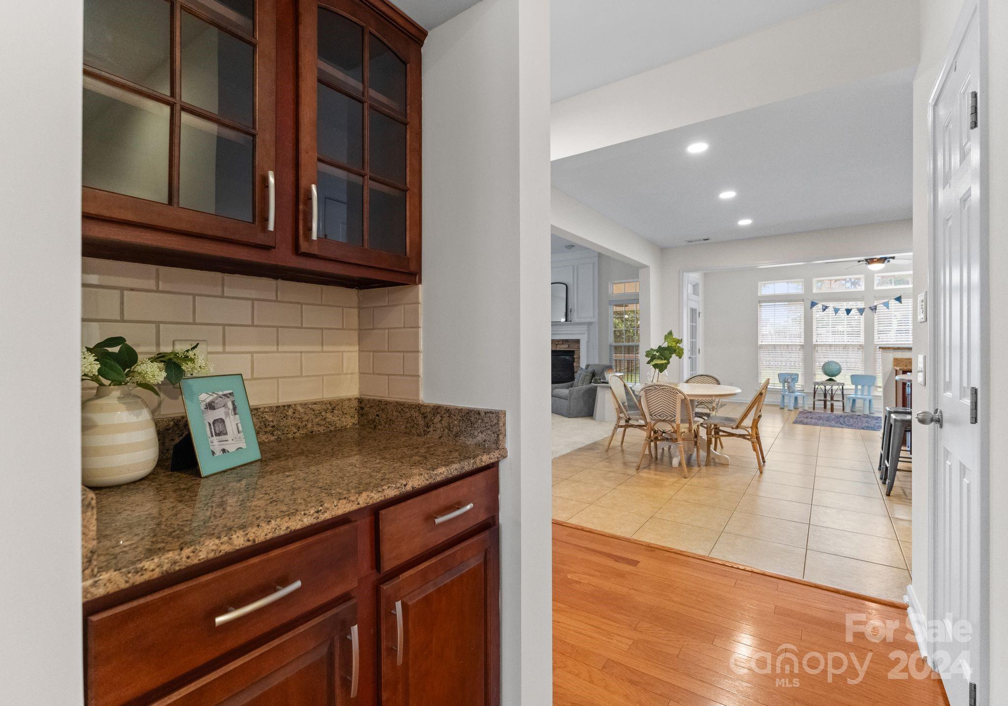 8803 Cool Meadow Drive Property Photo 18