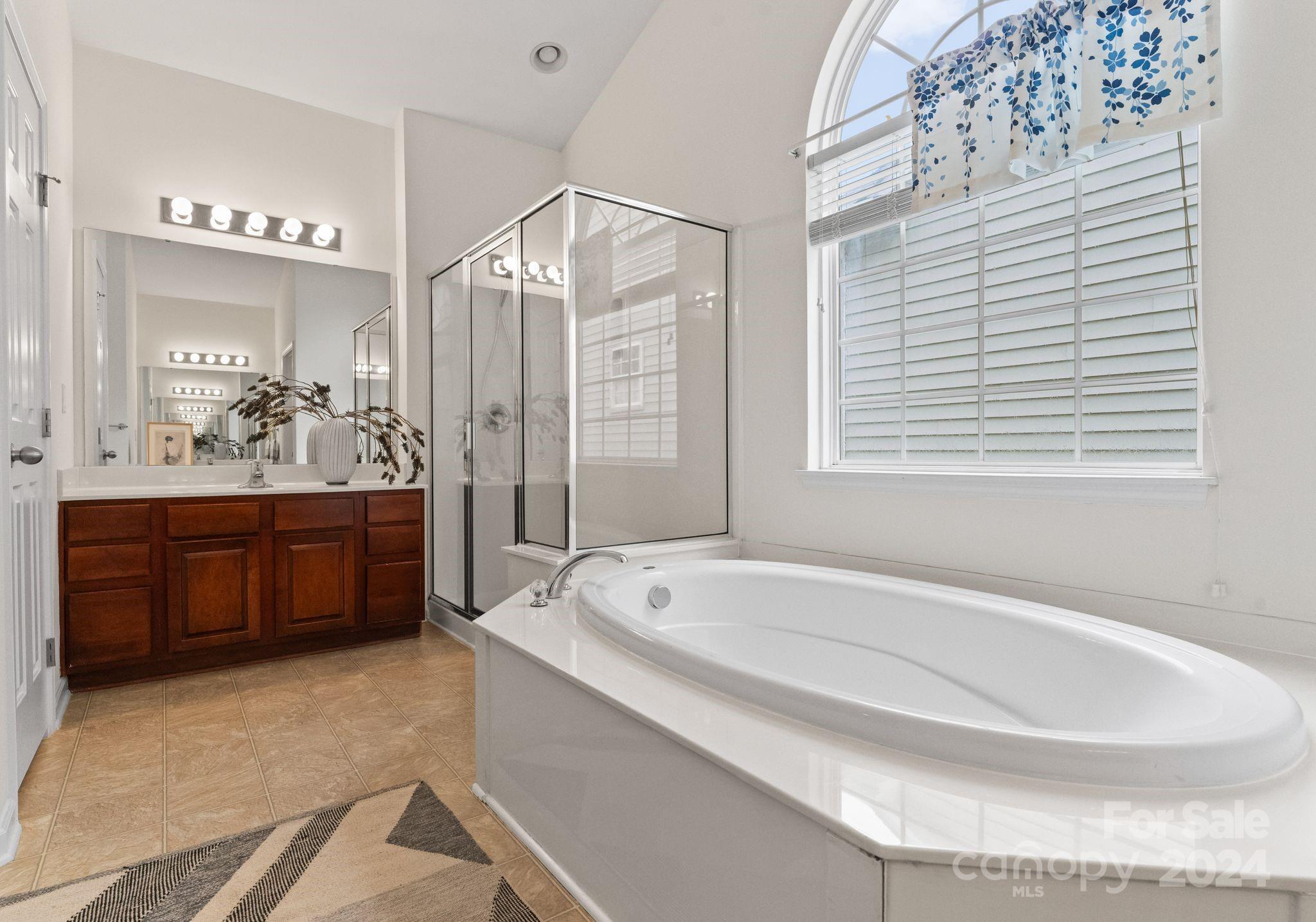 8803 Cool Meadow Drive Property Photo 25