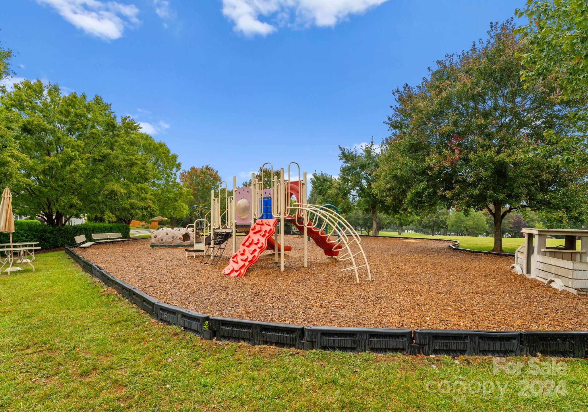 8803 Cool Meadow Drive Property Photo 45