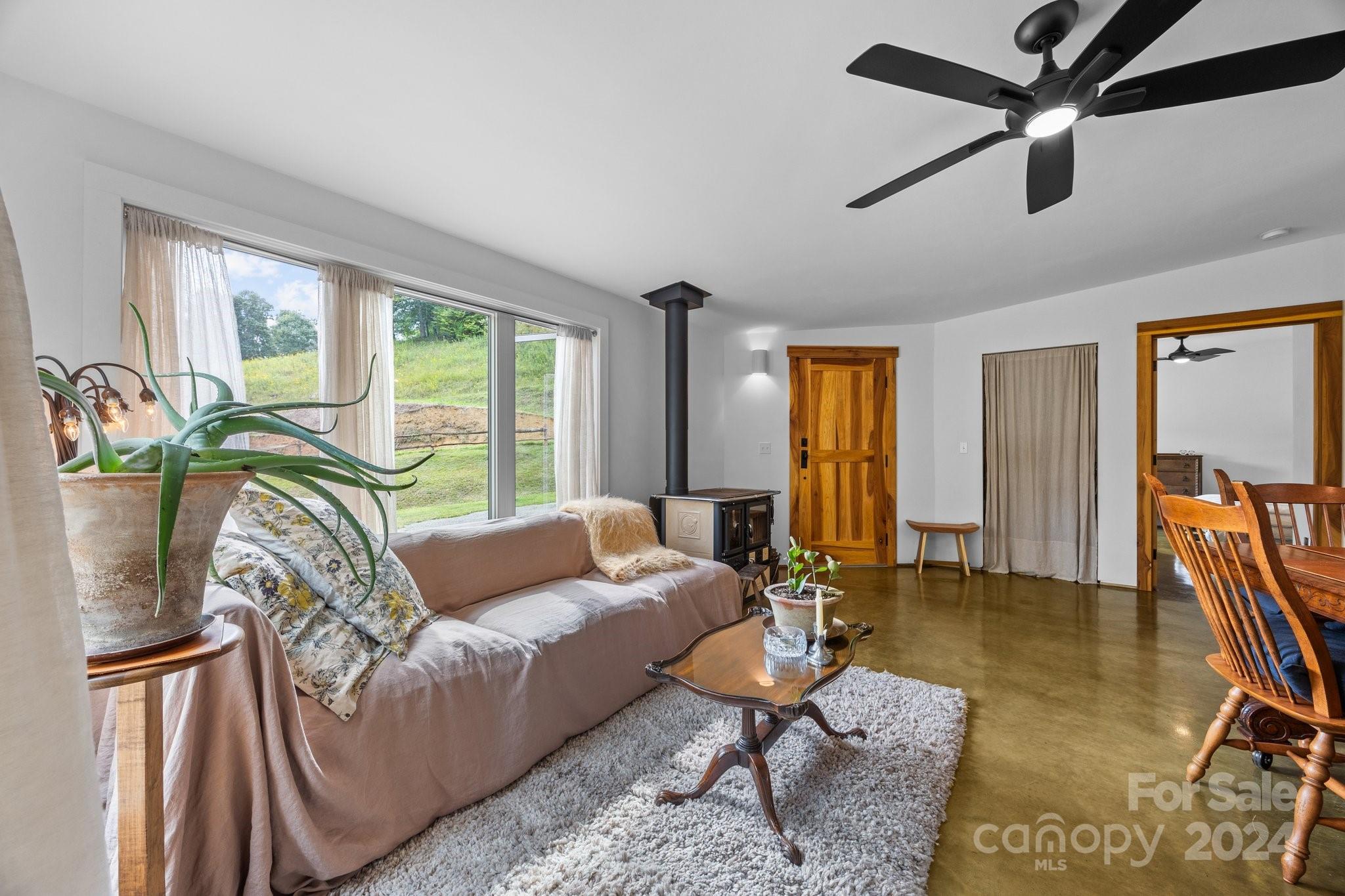 44 Brookside Drive Property Photo 6