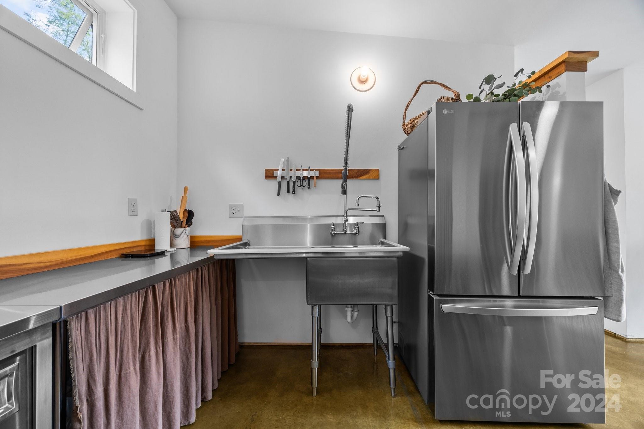 44 Brookside Drive Property Photo 8