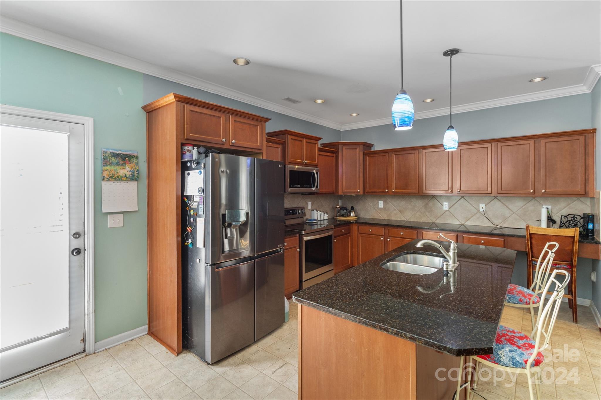 5051 Meanna Drive Property Photo 11
