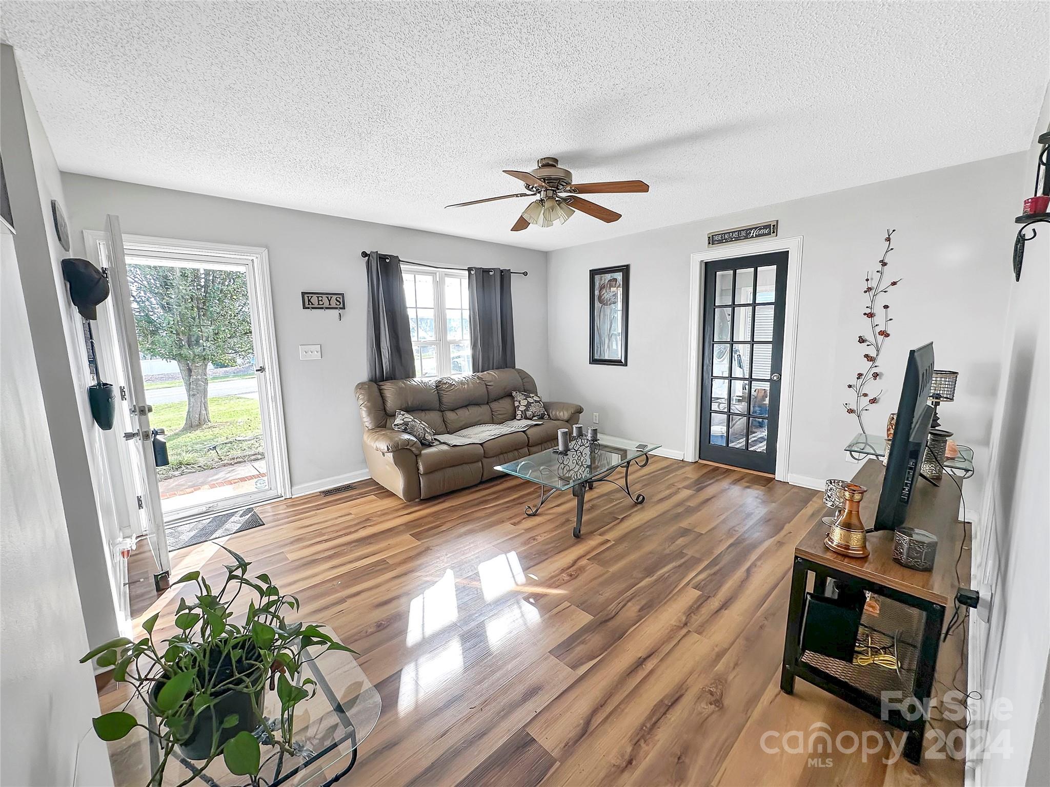 330 Crocker Road Property Photo 4