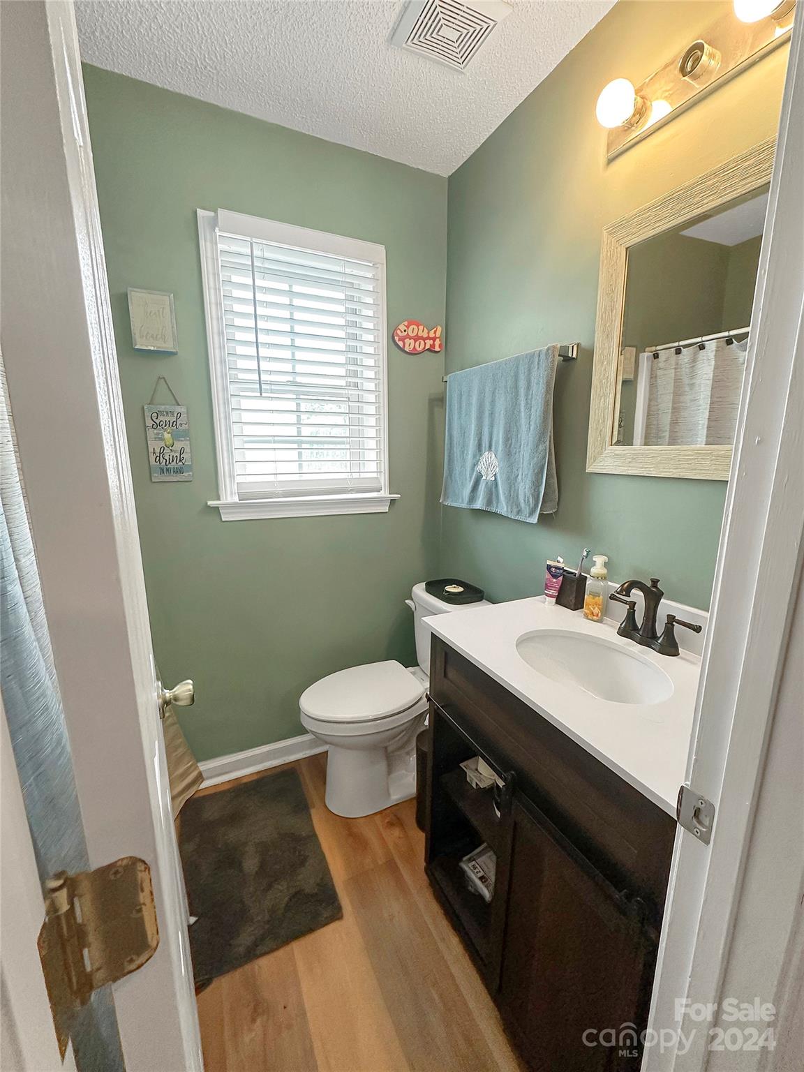 330 Crocker Road Property Photo 10
