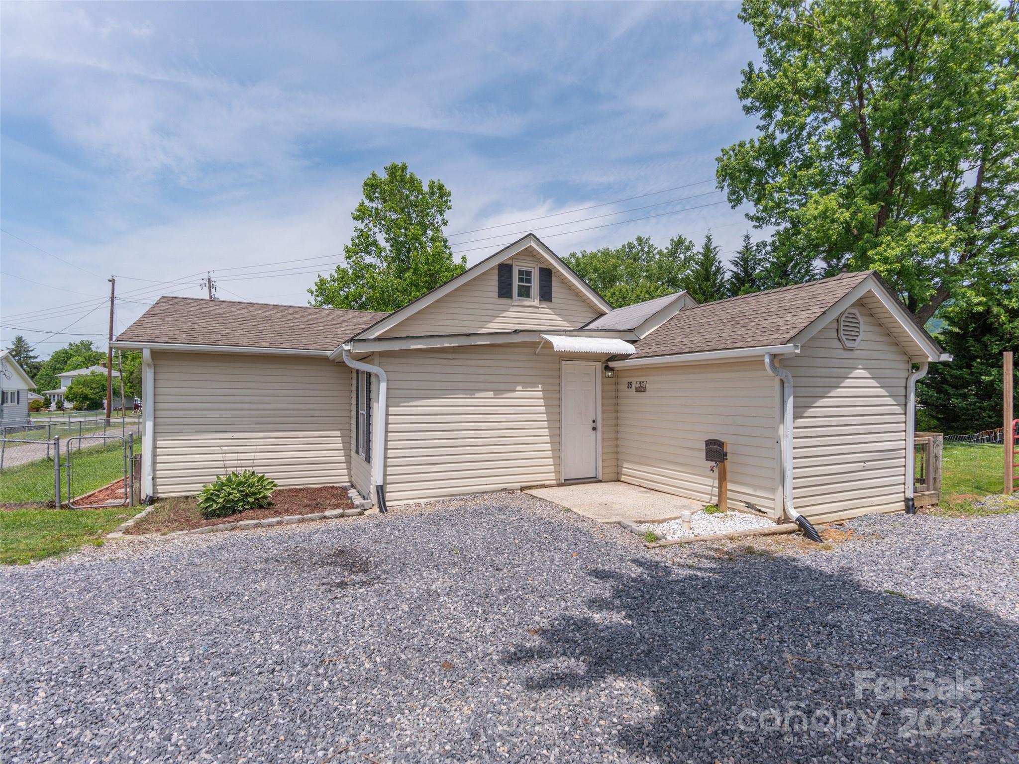35 Wachayu Drive Property Photo 20