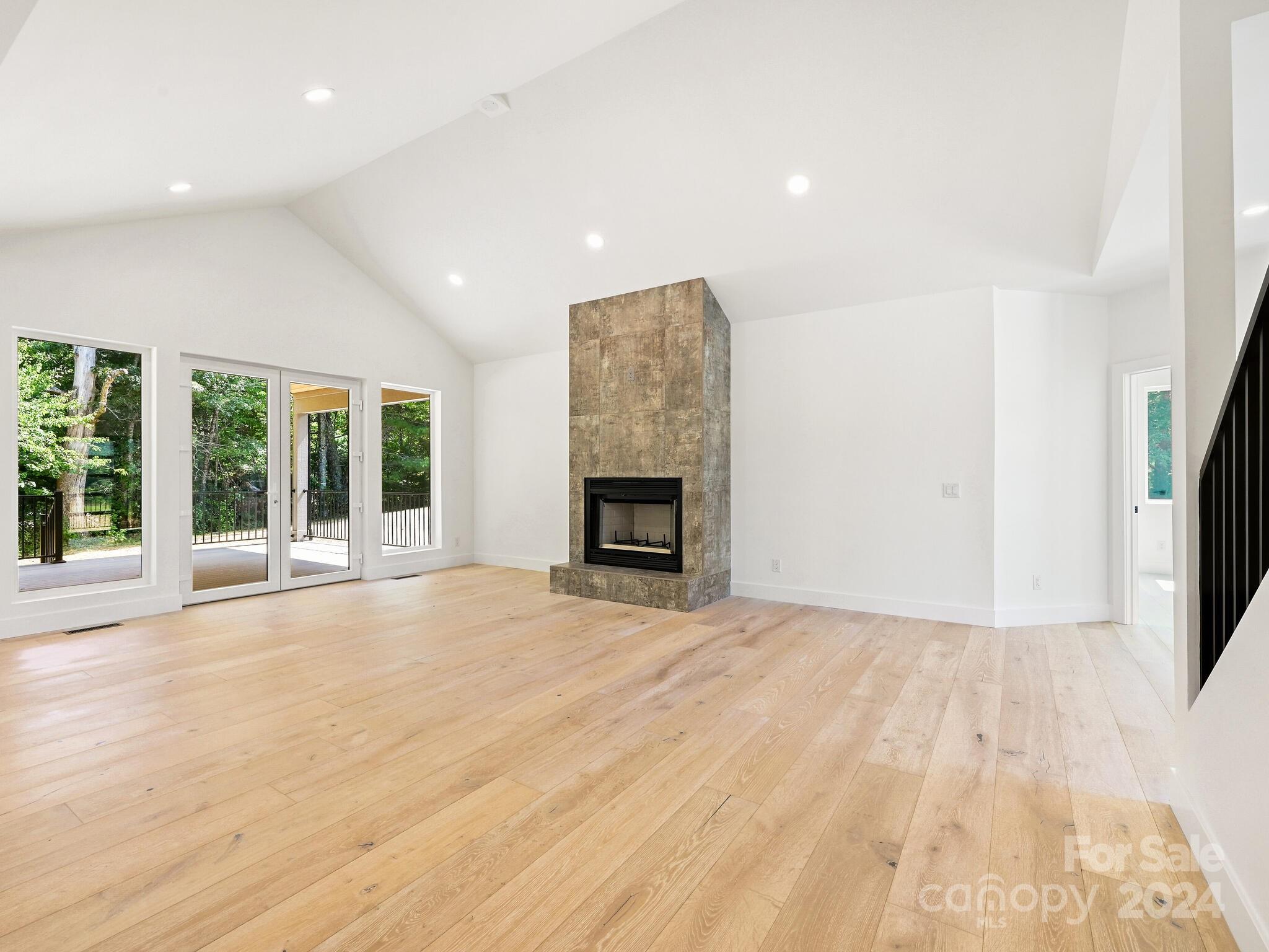 217 Thistle Ridge Court Property Photo 12
