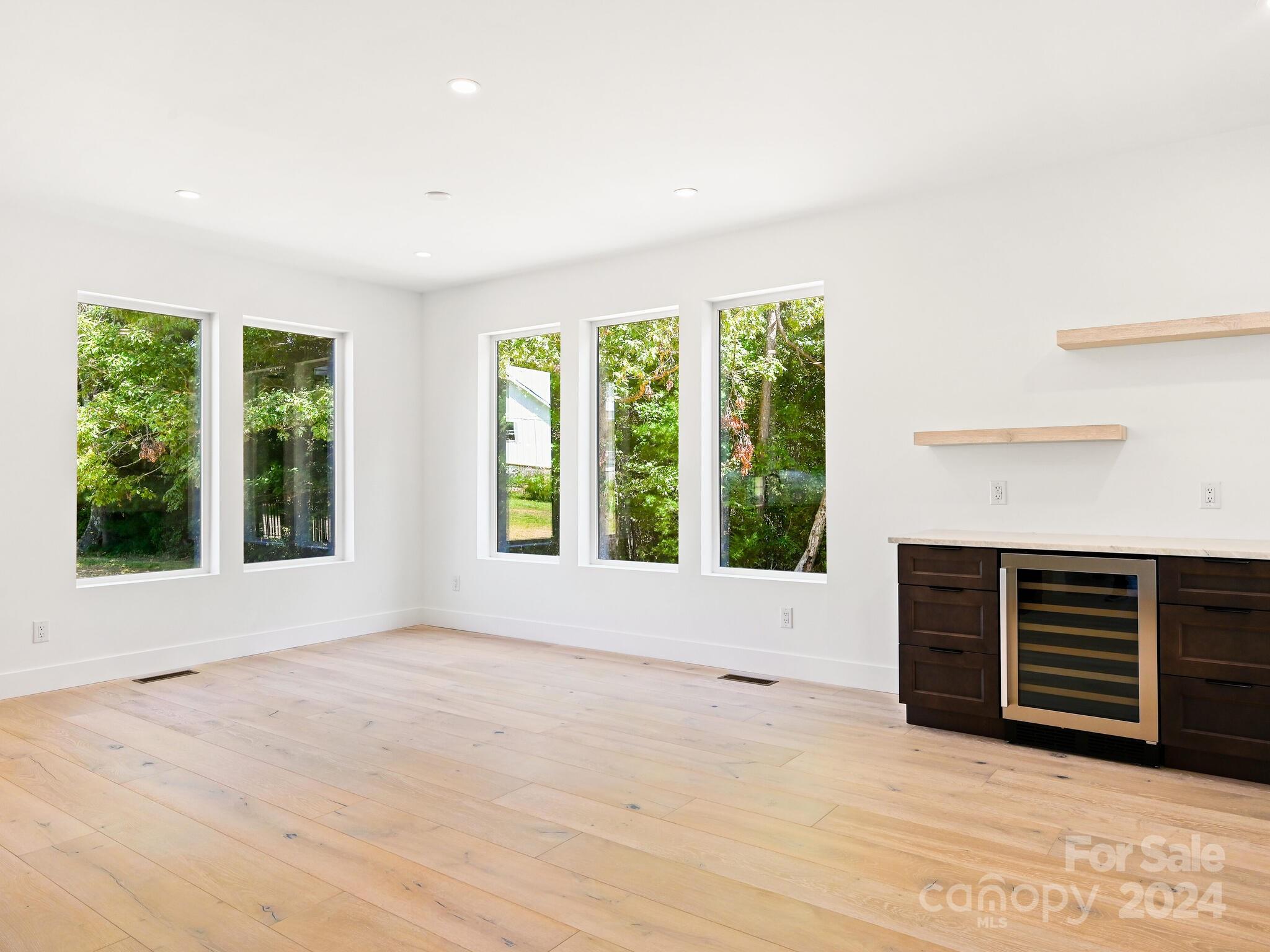 217 Thistle Ridge Court Property Photo 14