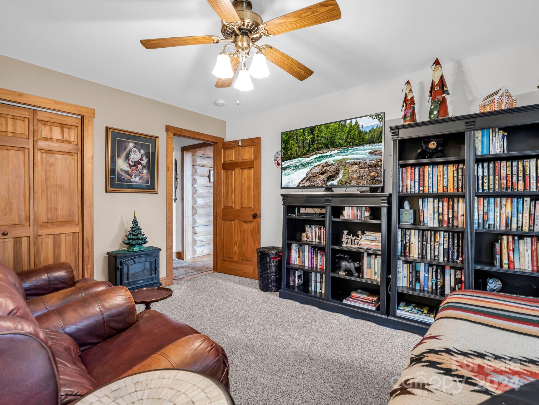 181 Highland Heights Property Photo 18