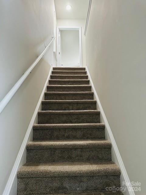 229 Lake George Drive Property Photo 30