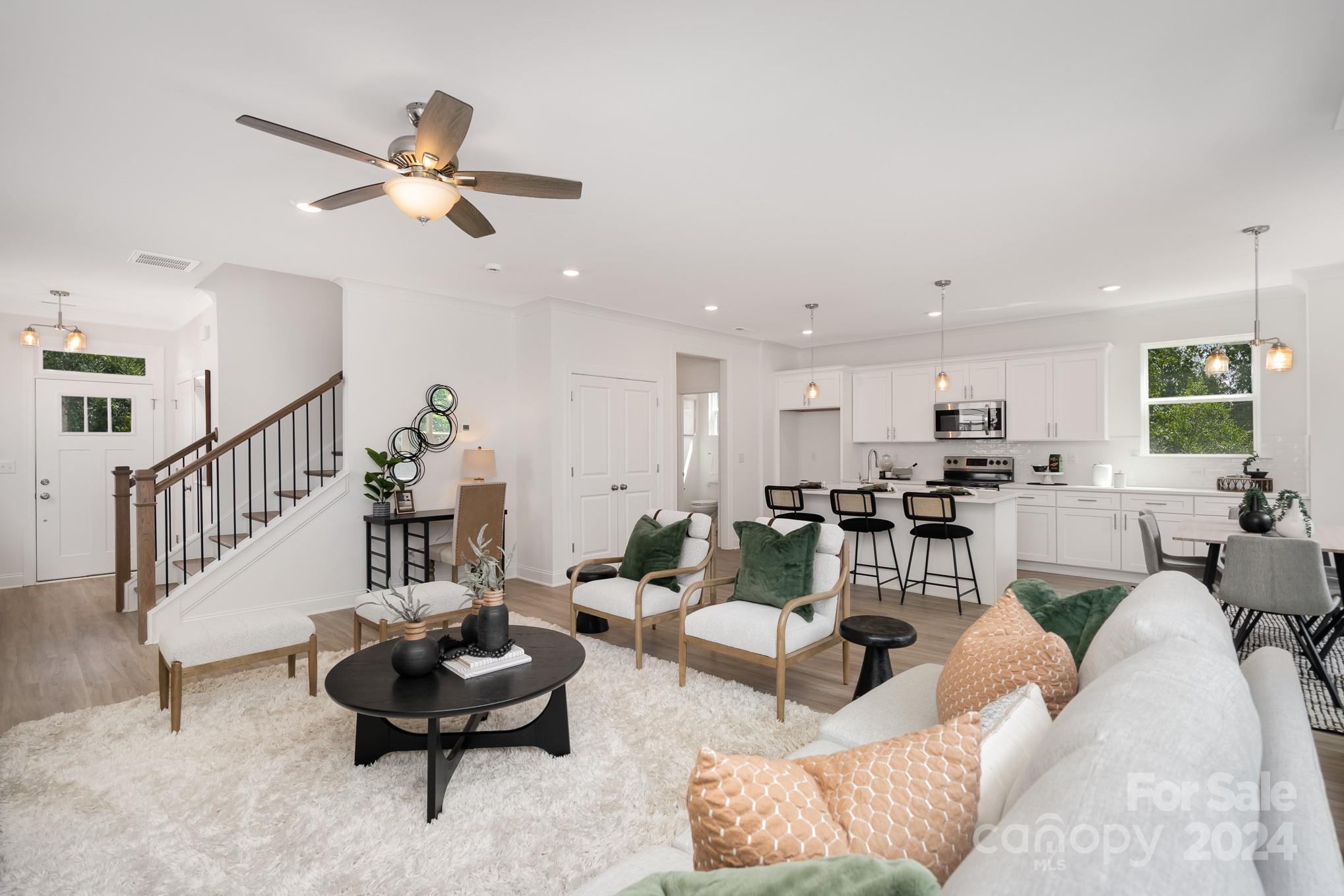 7118 Plott Road Property Photo 8