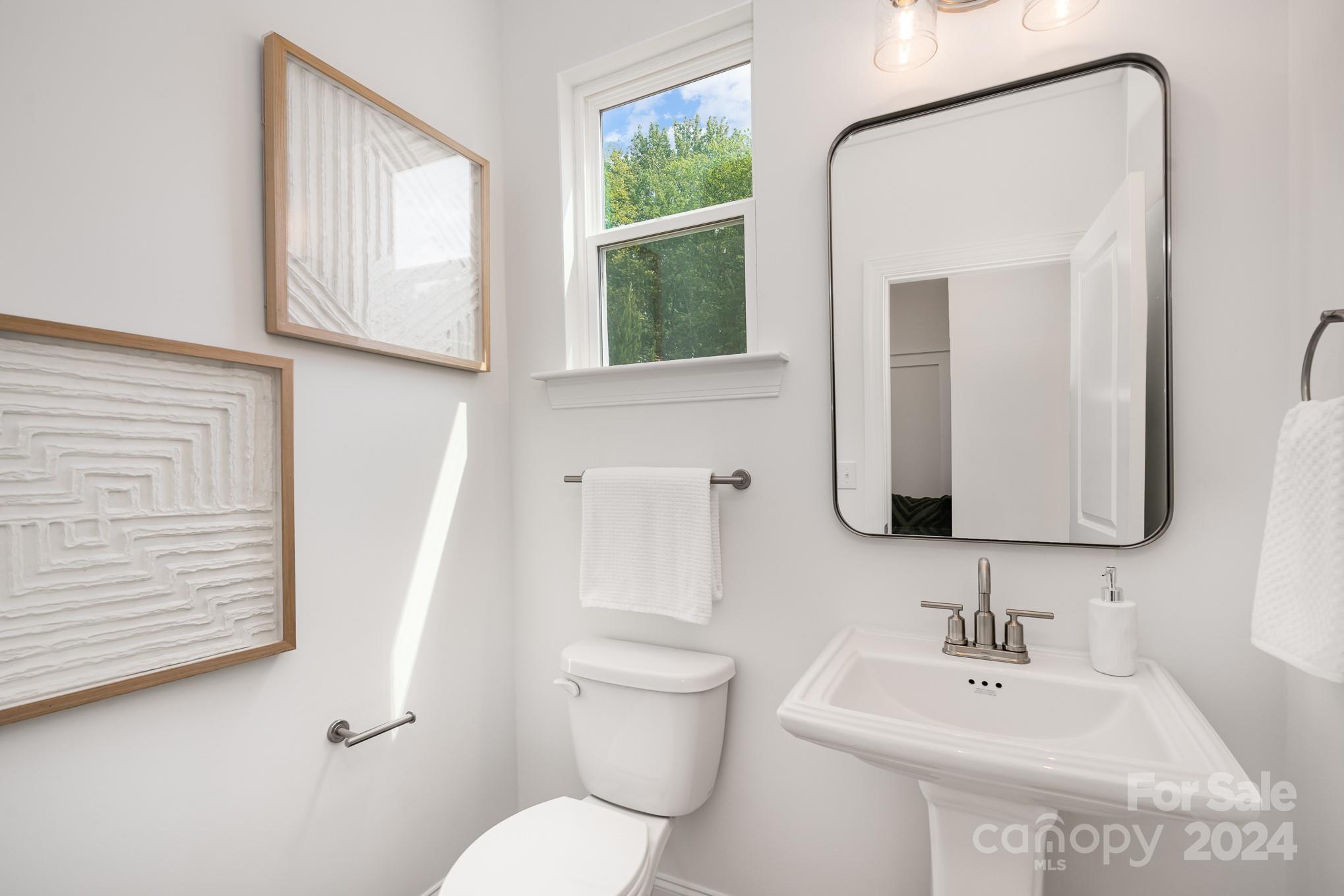 7118 Plott Road Property Photo 19