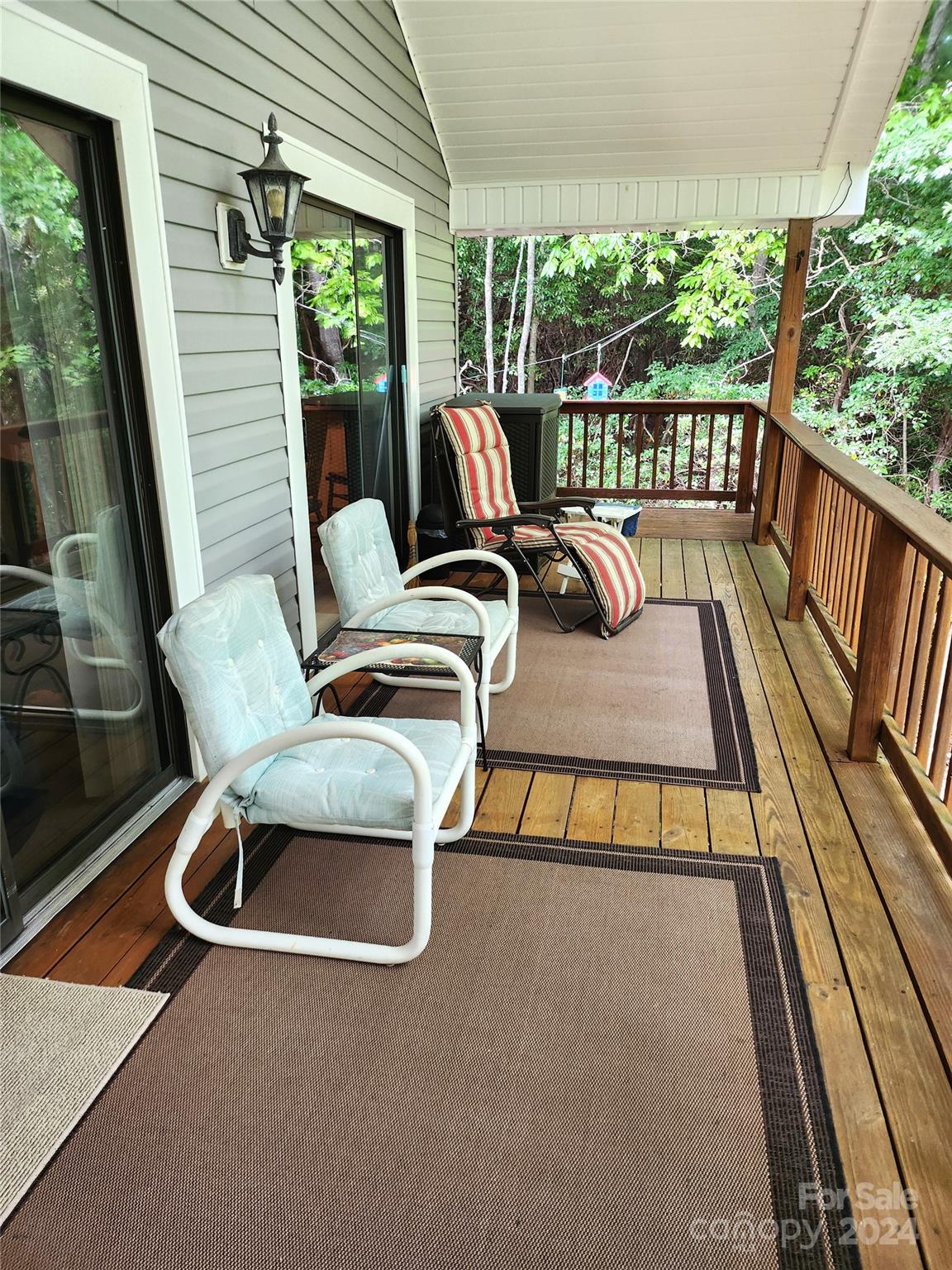 108 Easy Street Property Photo 3