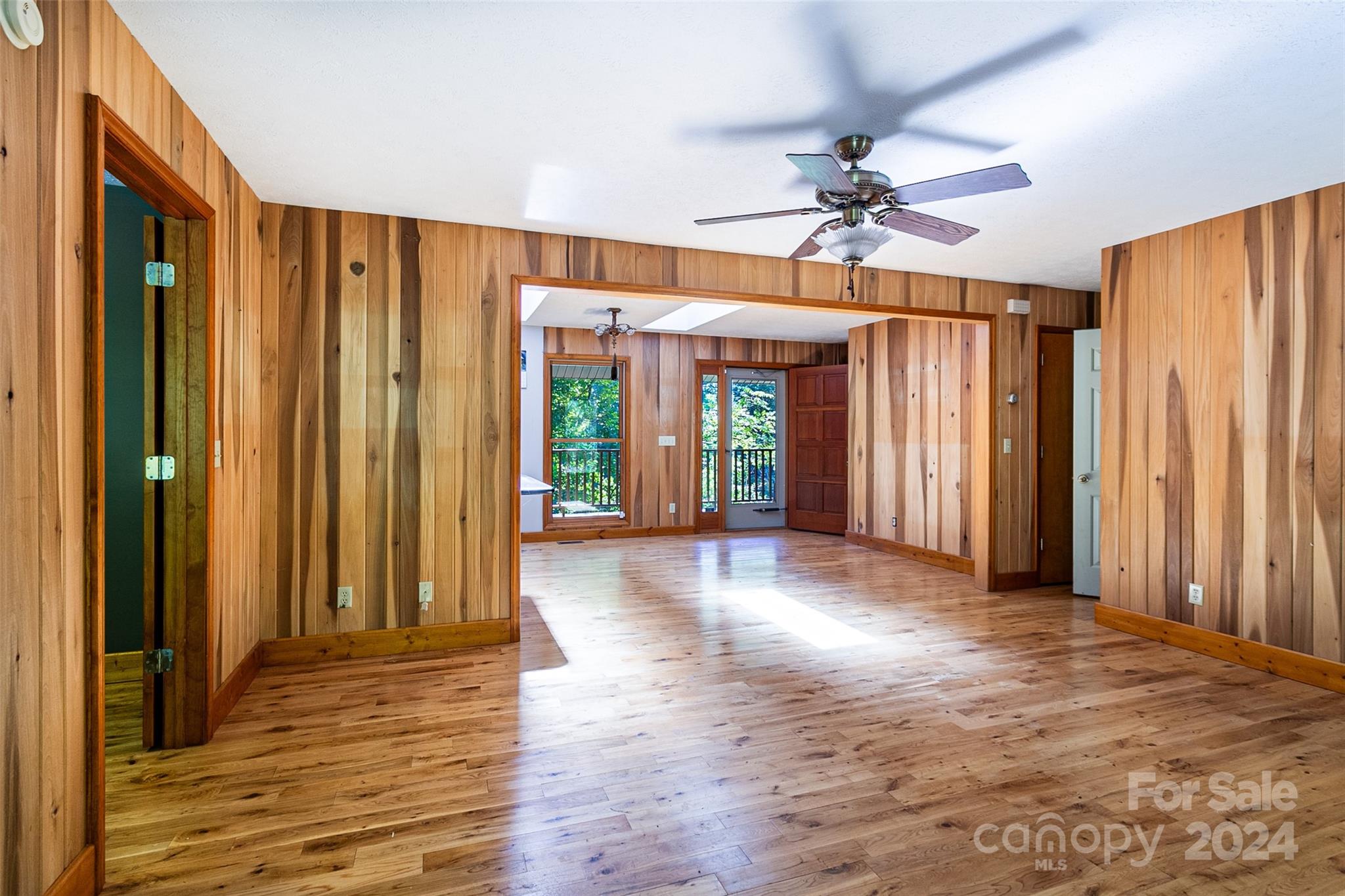 7180 Meadow Fork Road Property Photo 7