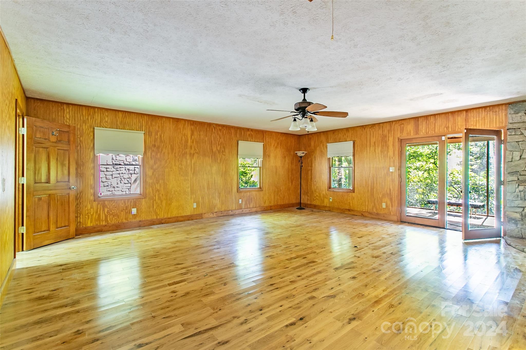 7180 Meadow Fork Road Property Photo 17