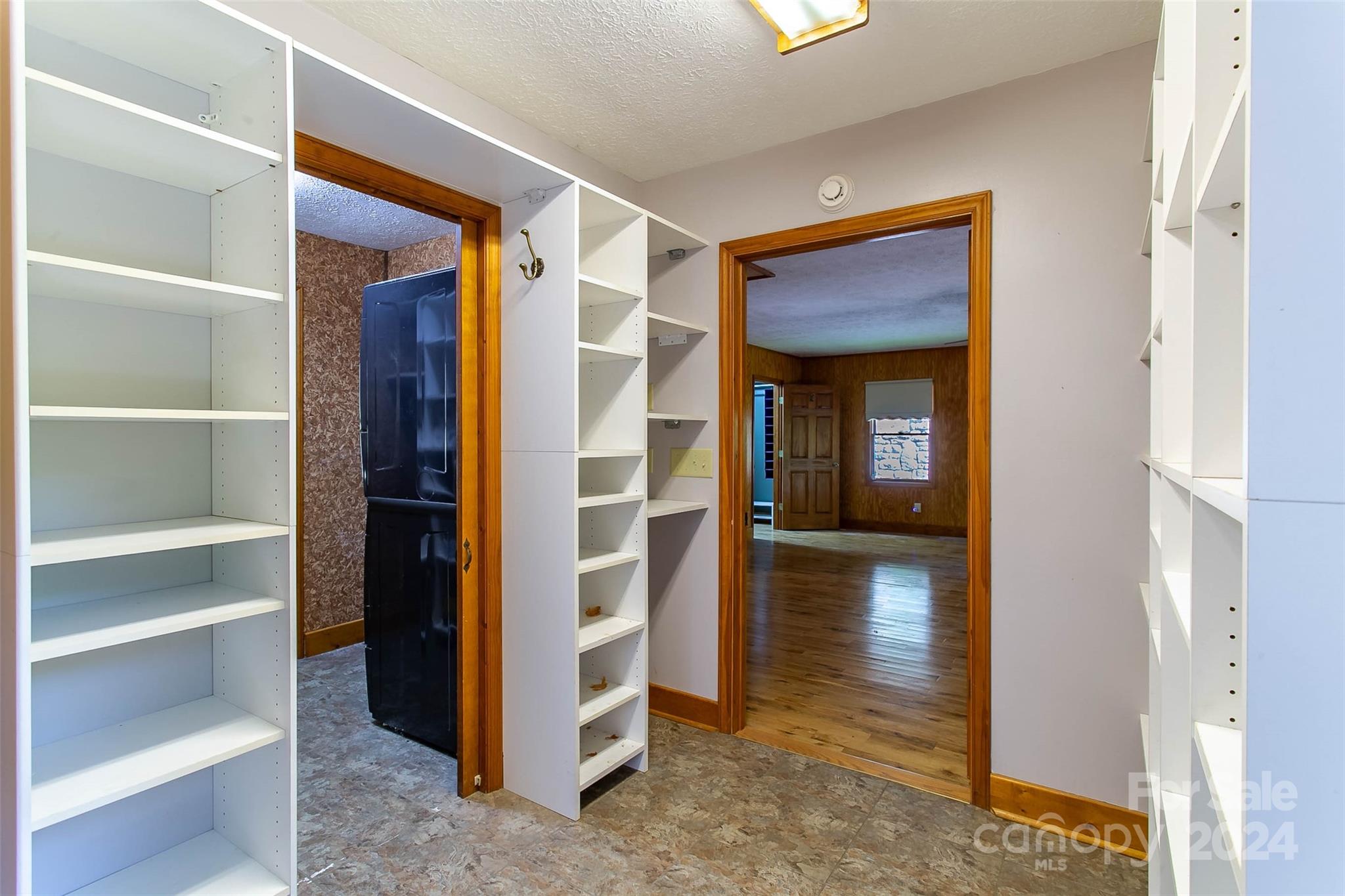 7180 Meadow Fork Road Property Photo 32