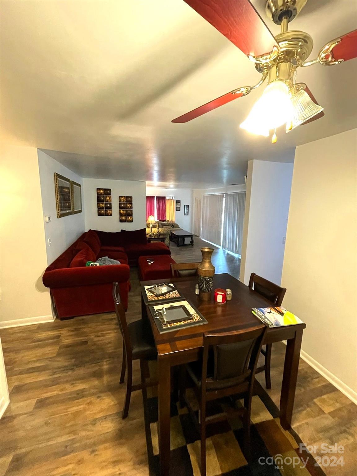 4821 Spring Lake Drive C Property Photo 5