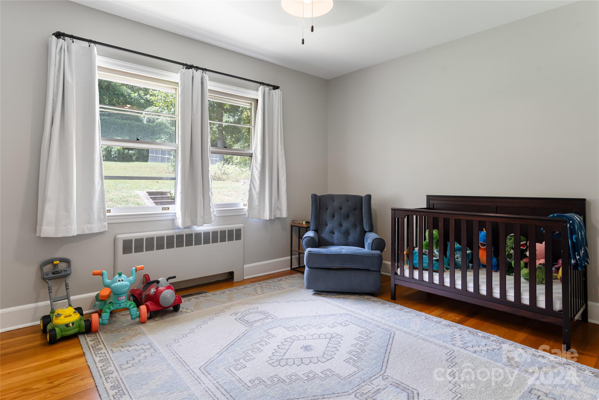 789 Hendersonville Road Property Photo 10