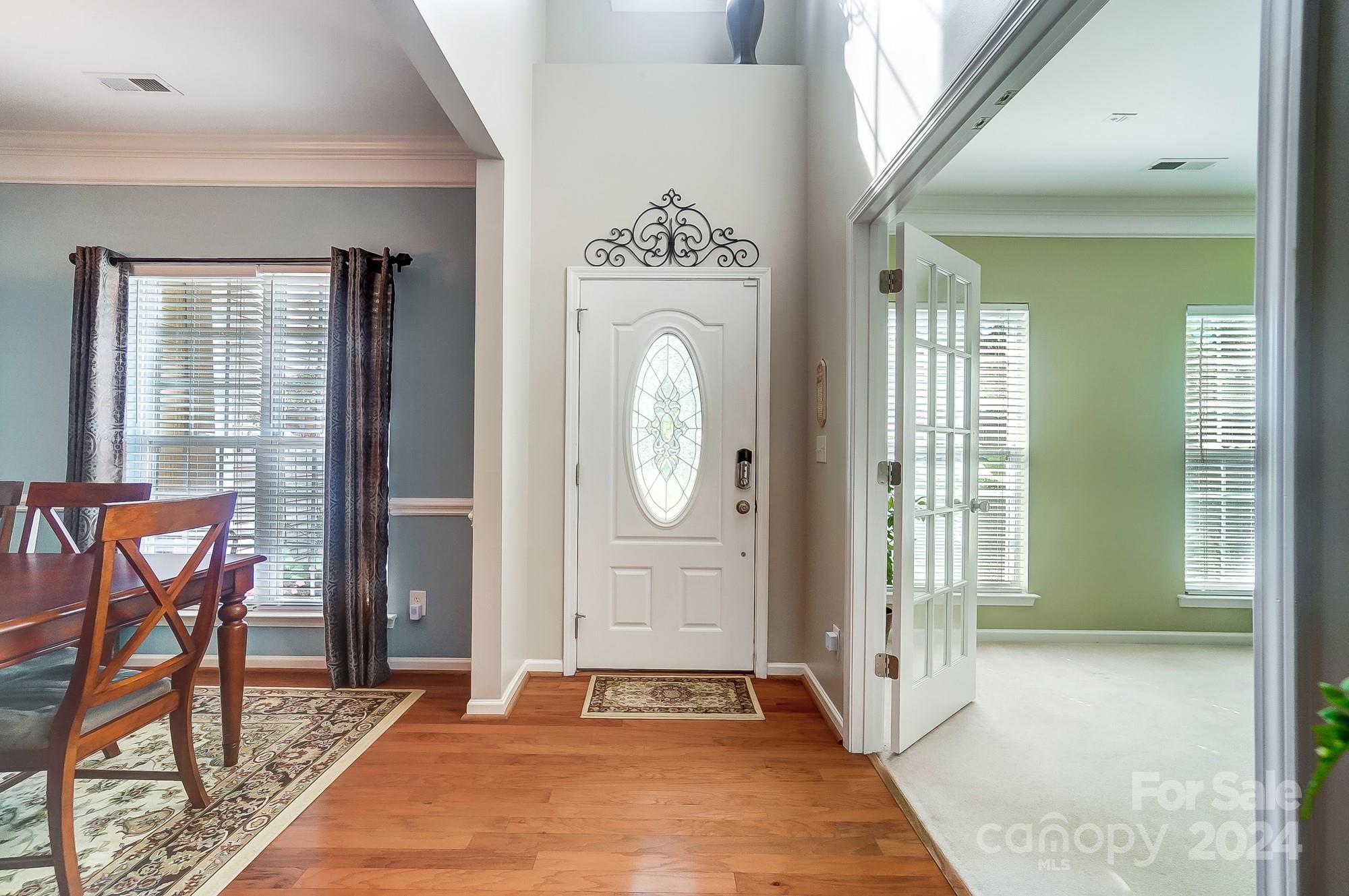 6156 Maple Leaf Avenue Property Photo 5
