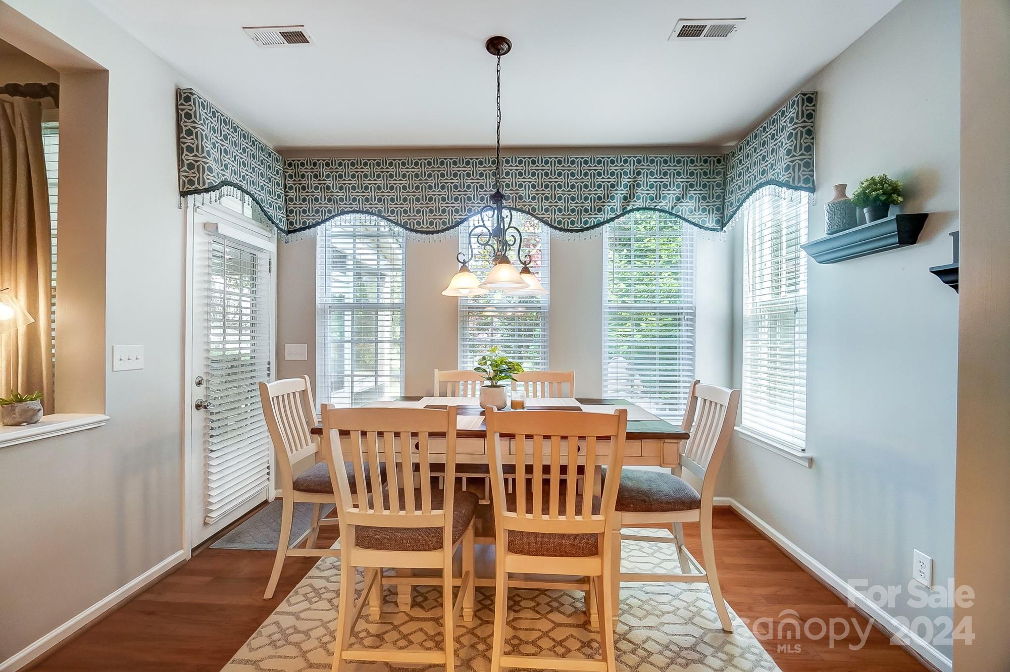 6156 Maple Leaf Avenue Property Photo 13