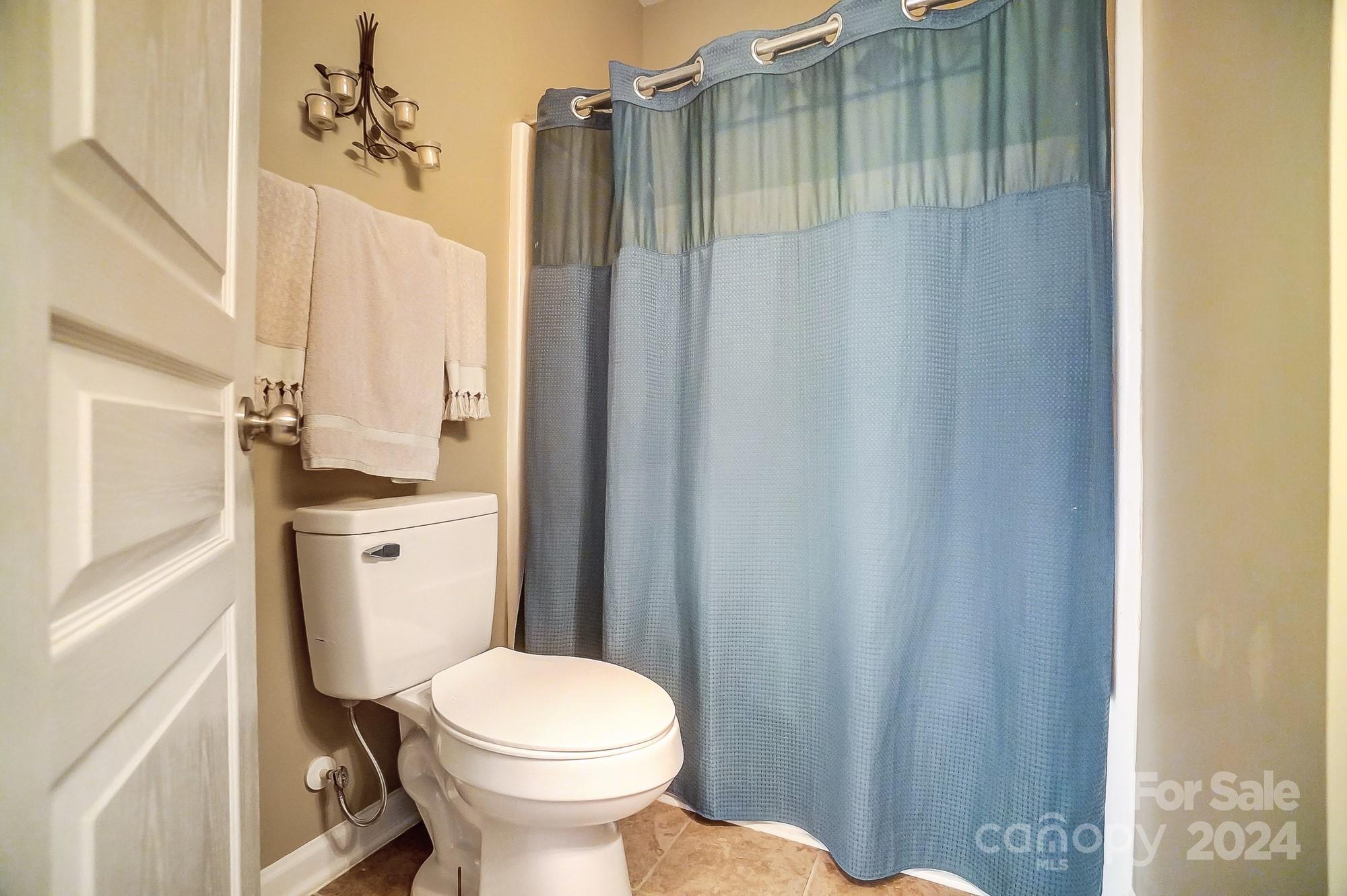 6156 Maple Leaf Avenue Property Photo 20