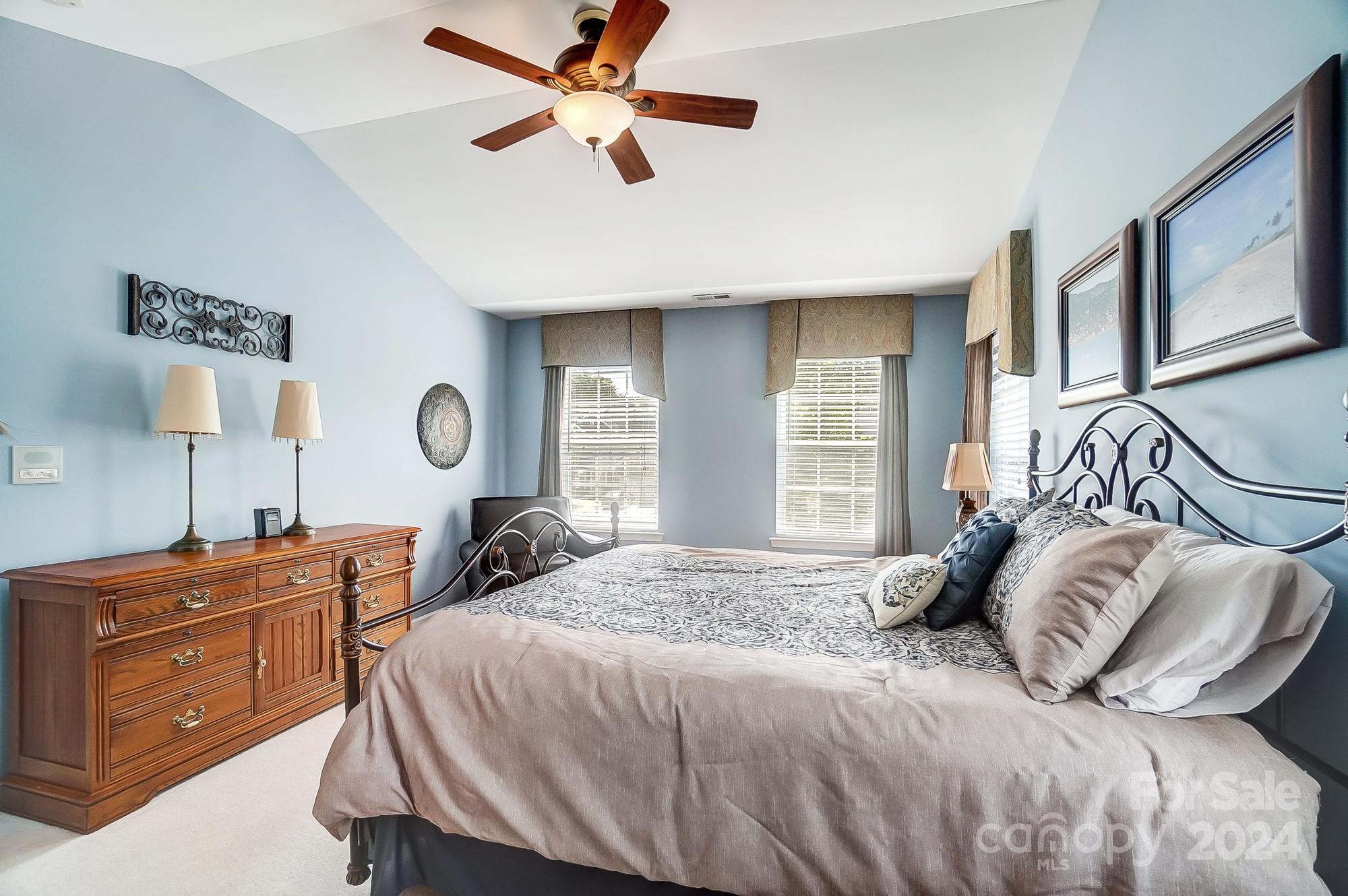 6156 Maple Leaf Avenue Property Photo 25