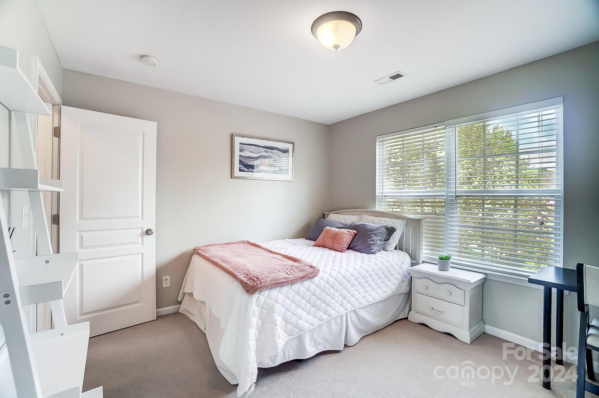 6156 Maple Leaf Avenue Property Photo 32