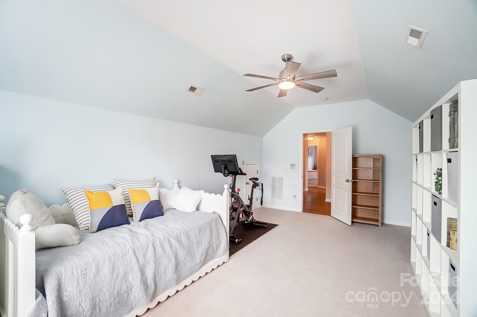 6156 Maple Leaf Avenue Property Photo 36