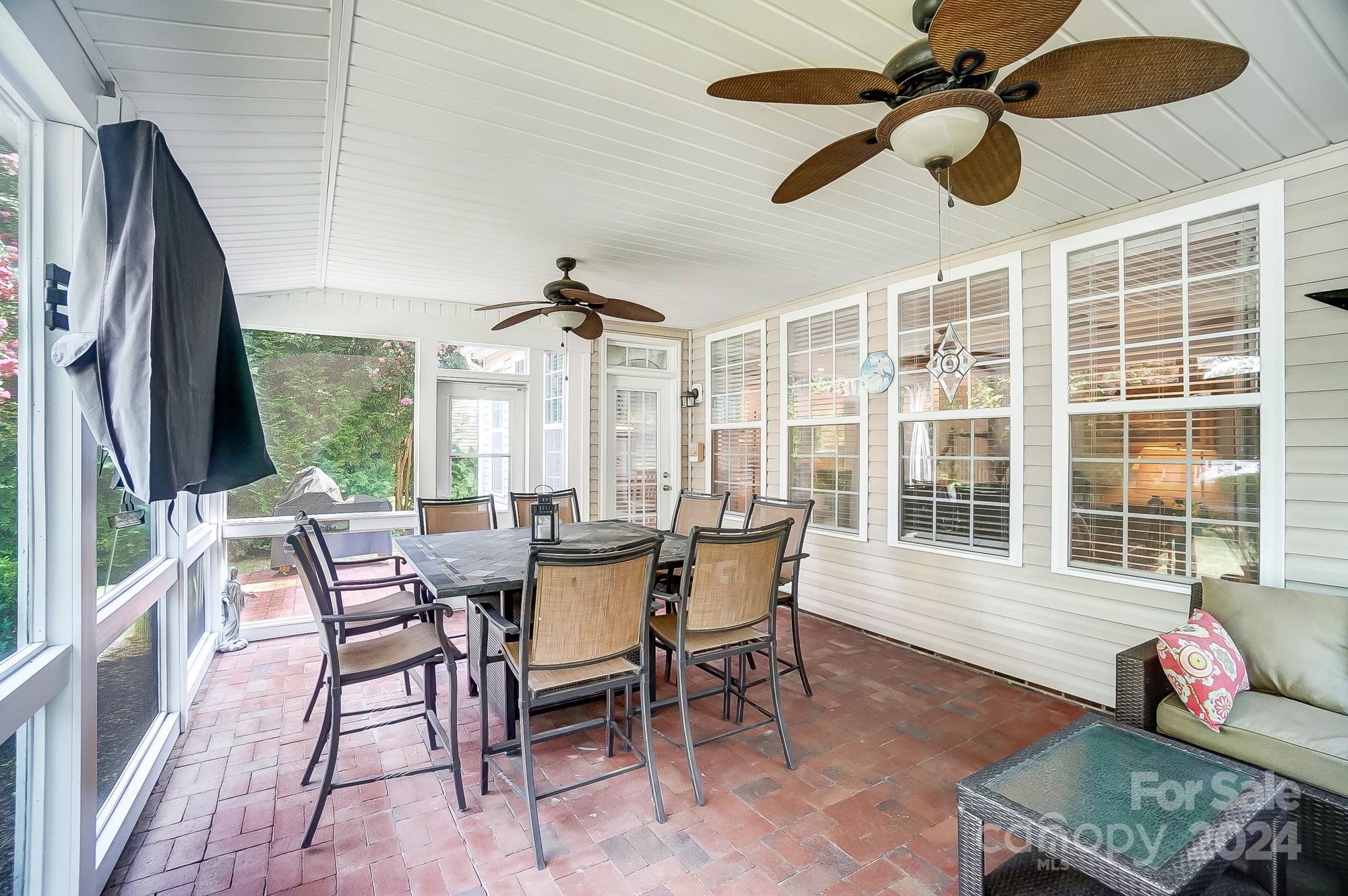 6156 Maple Leaf Avenue Property Photo 40
