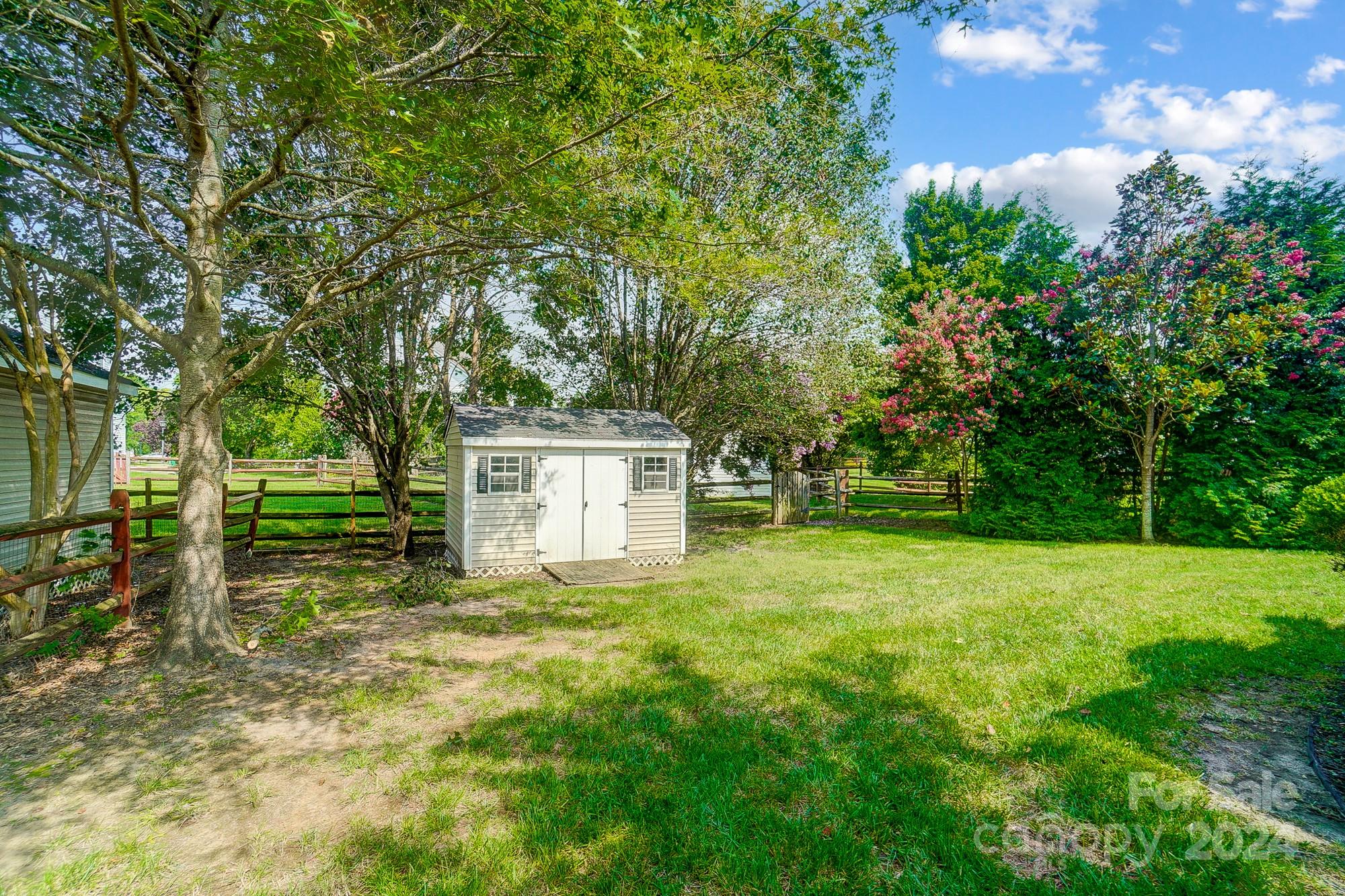 6156 Maple Leaf Avenue Property Photo 45