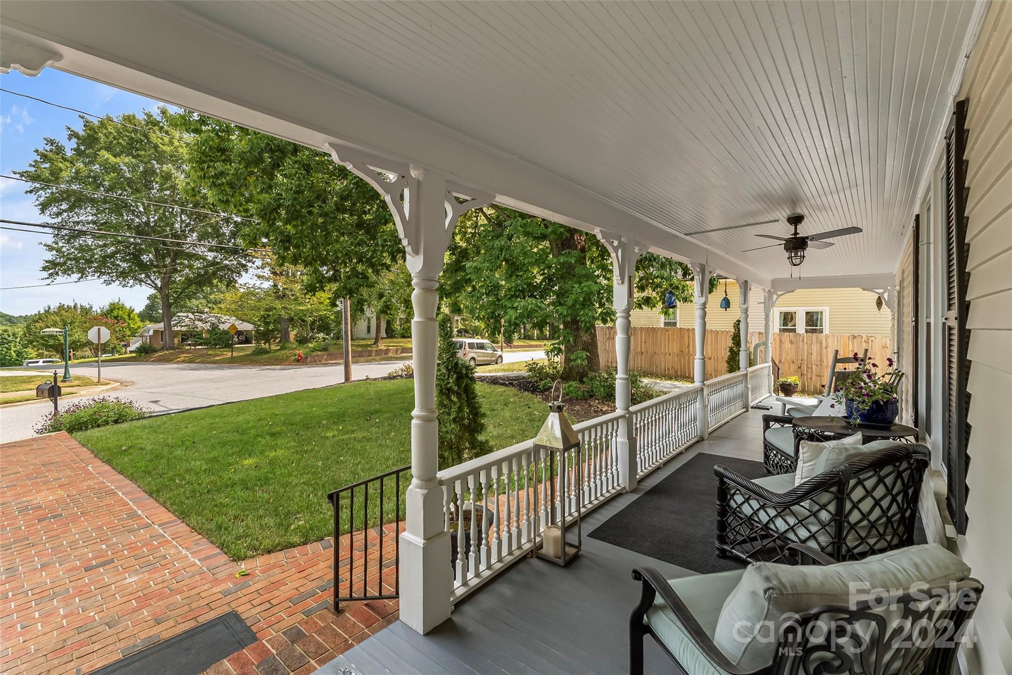 404 Avery Avenue Property Photo 47