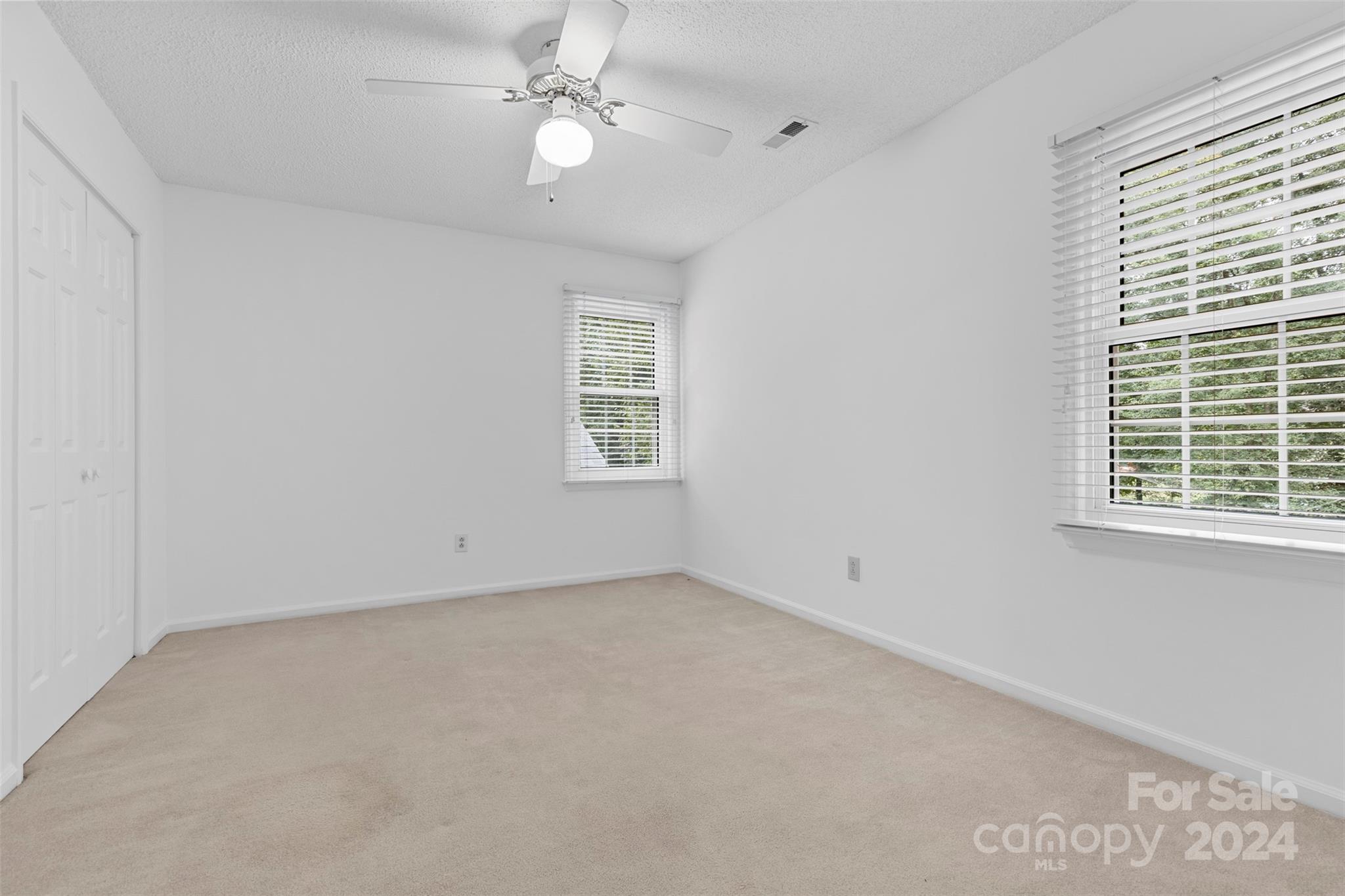 923 Somersby Lane Property Photo 17