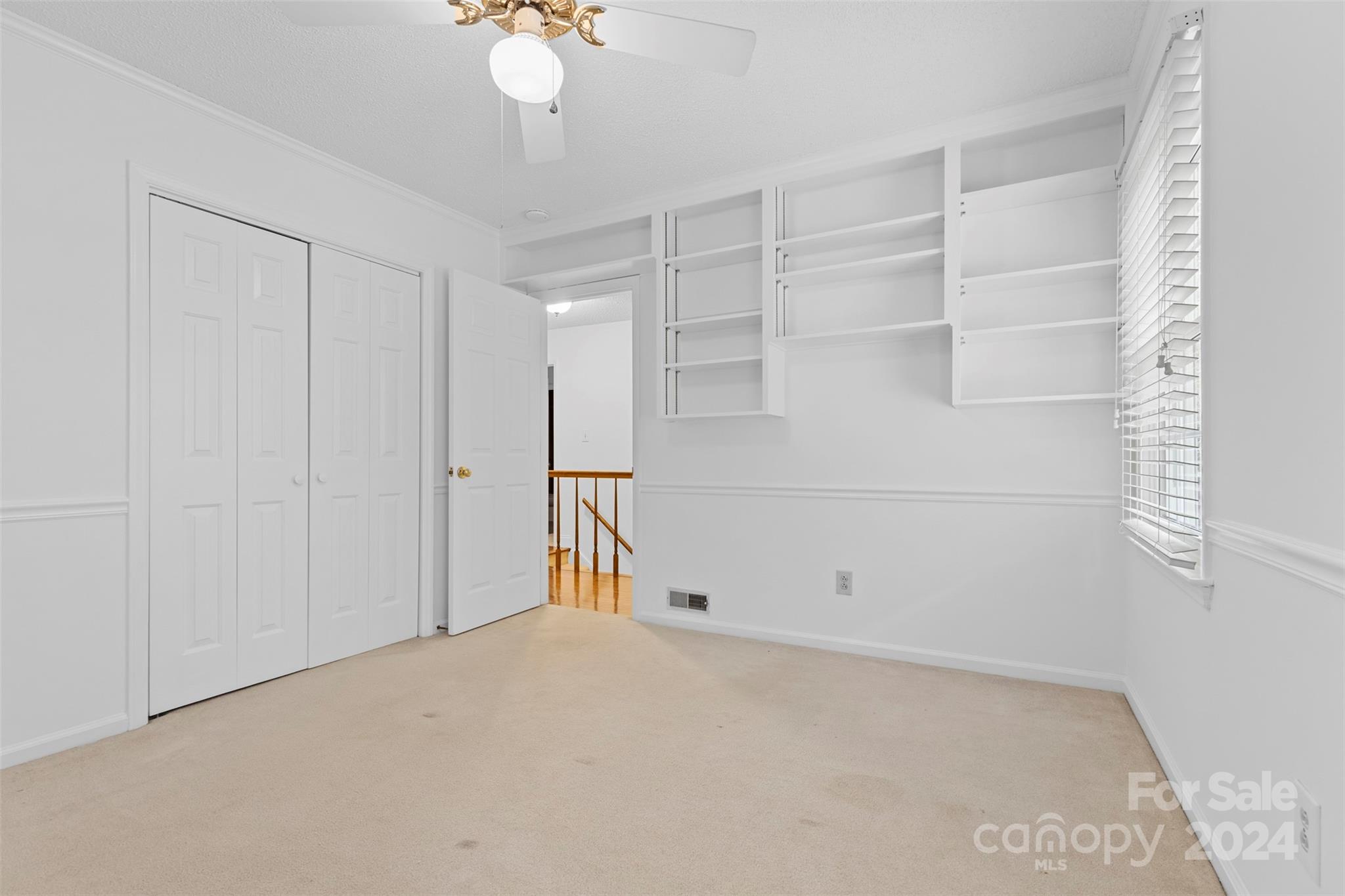 923 Somersby Lane Property Photo 18