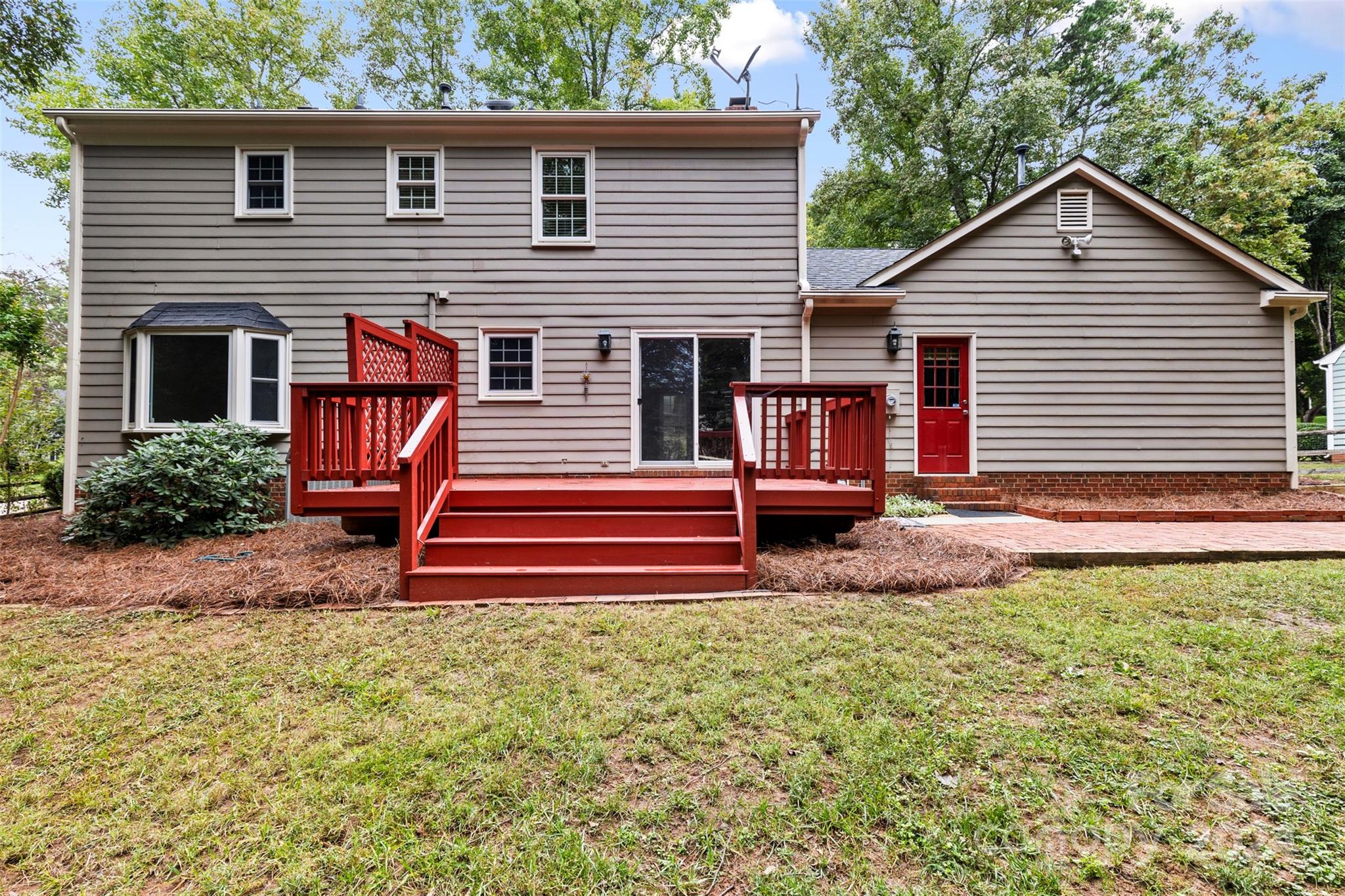 923 Somersby Lane Property Photo 24
