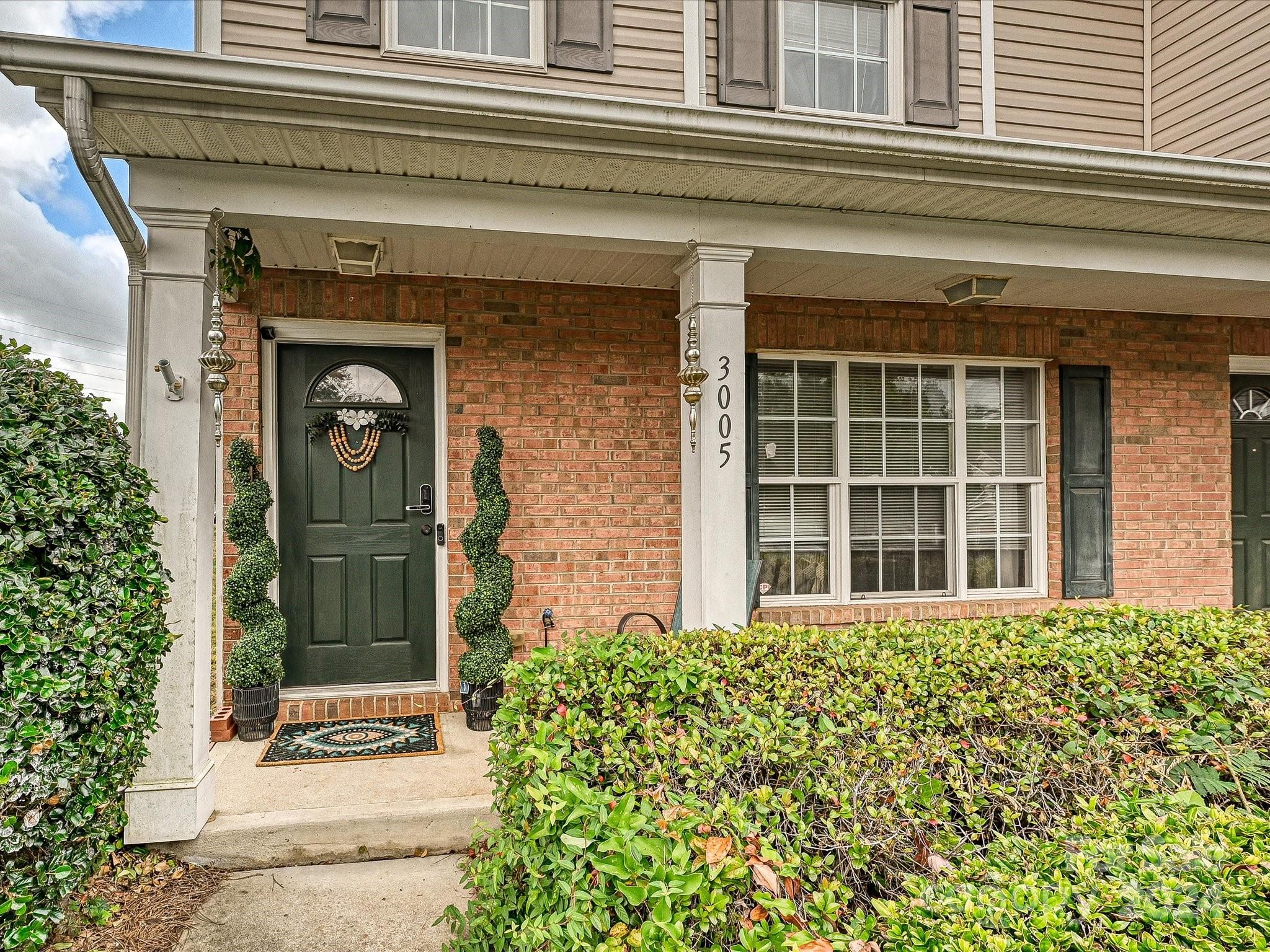 3005 Golden Dale Lane Property Photo 2