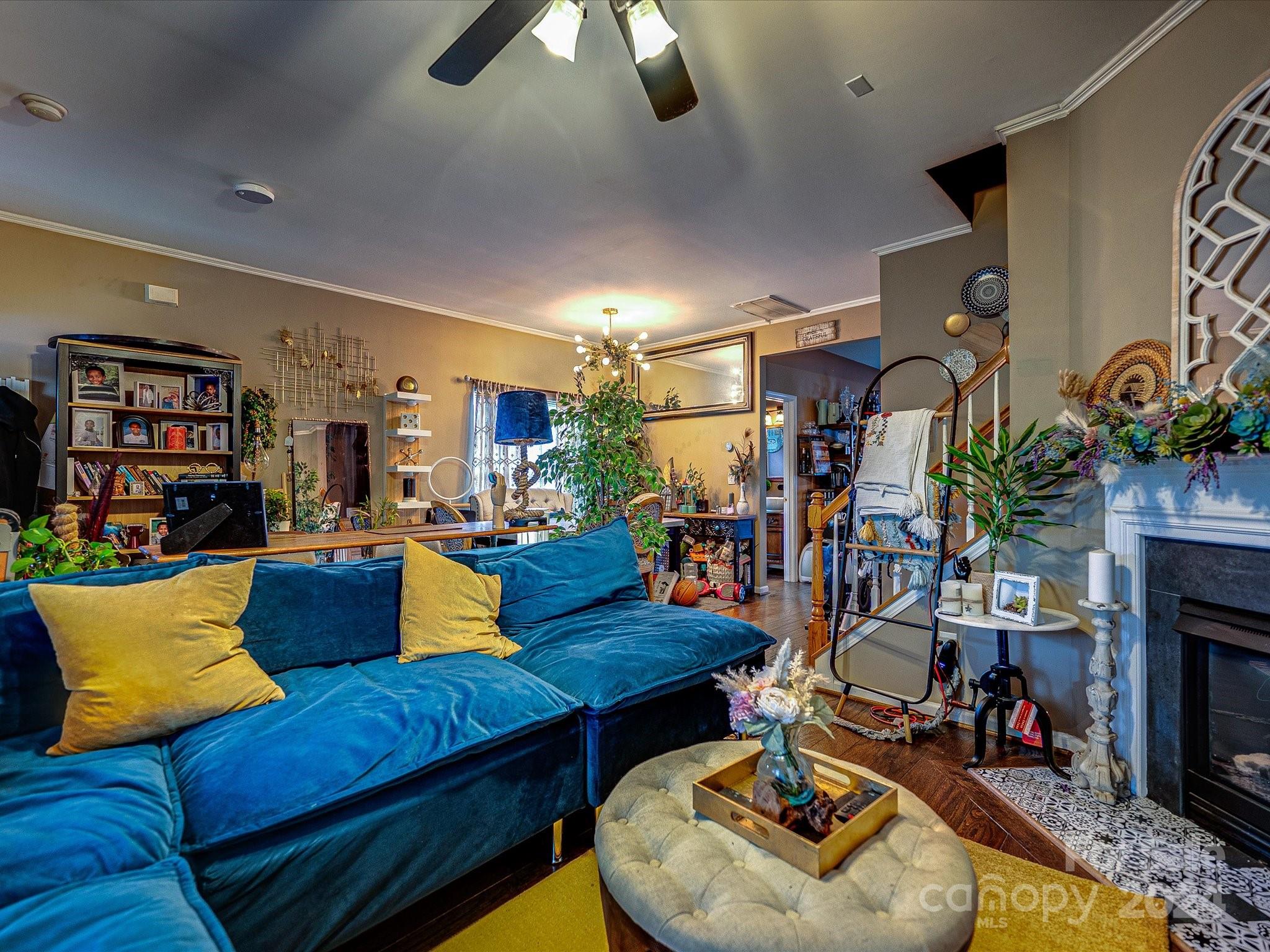 3005 Golden Dale Lane Property Photo 6