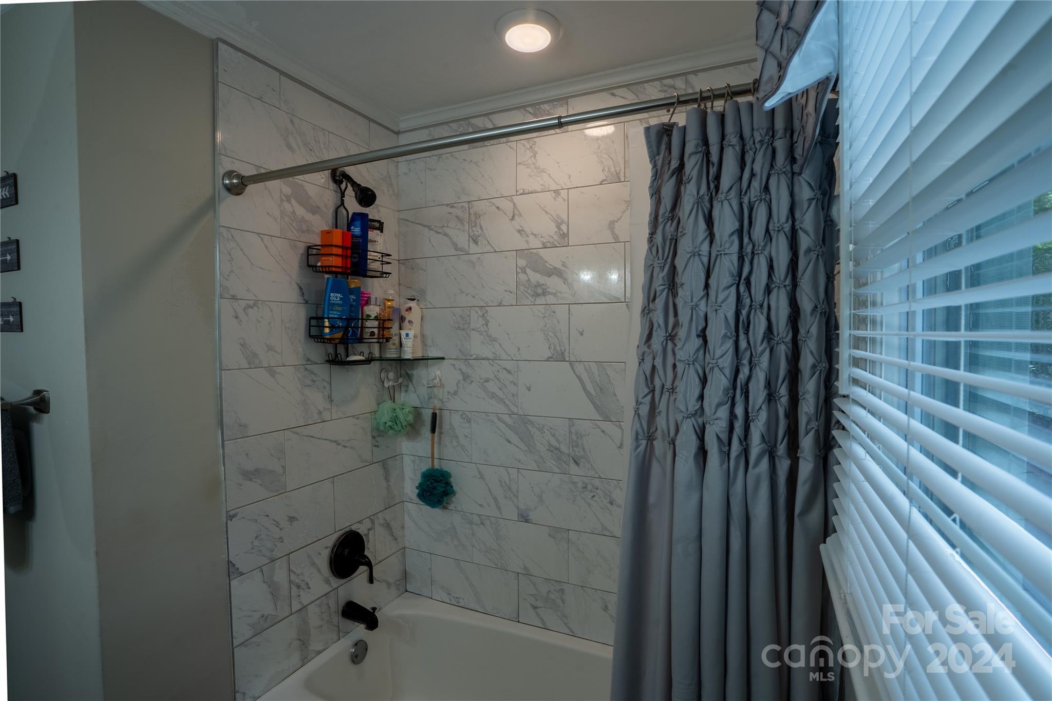 703 Evelyn Avenue Property Photo 18