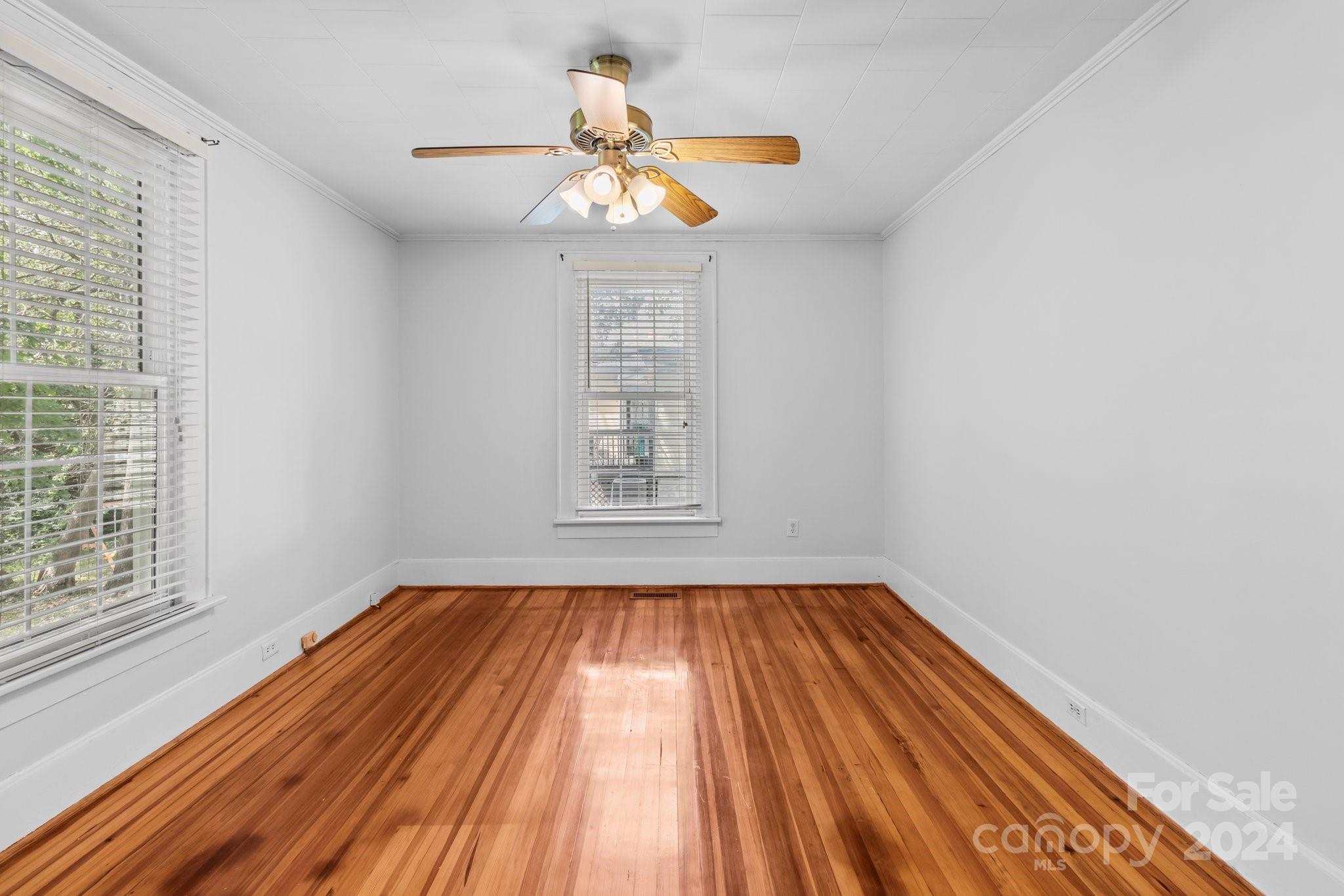 405 7th Street Property Photo 8