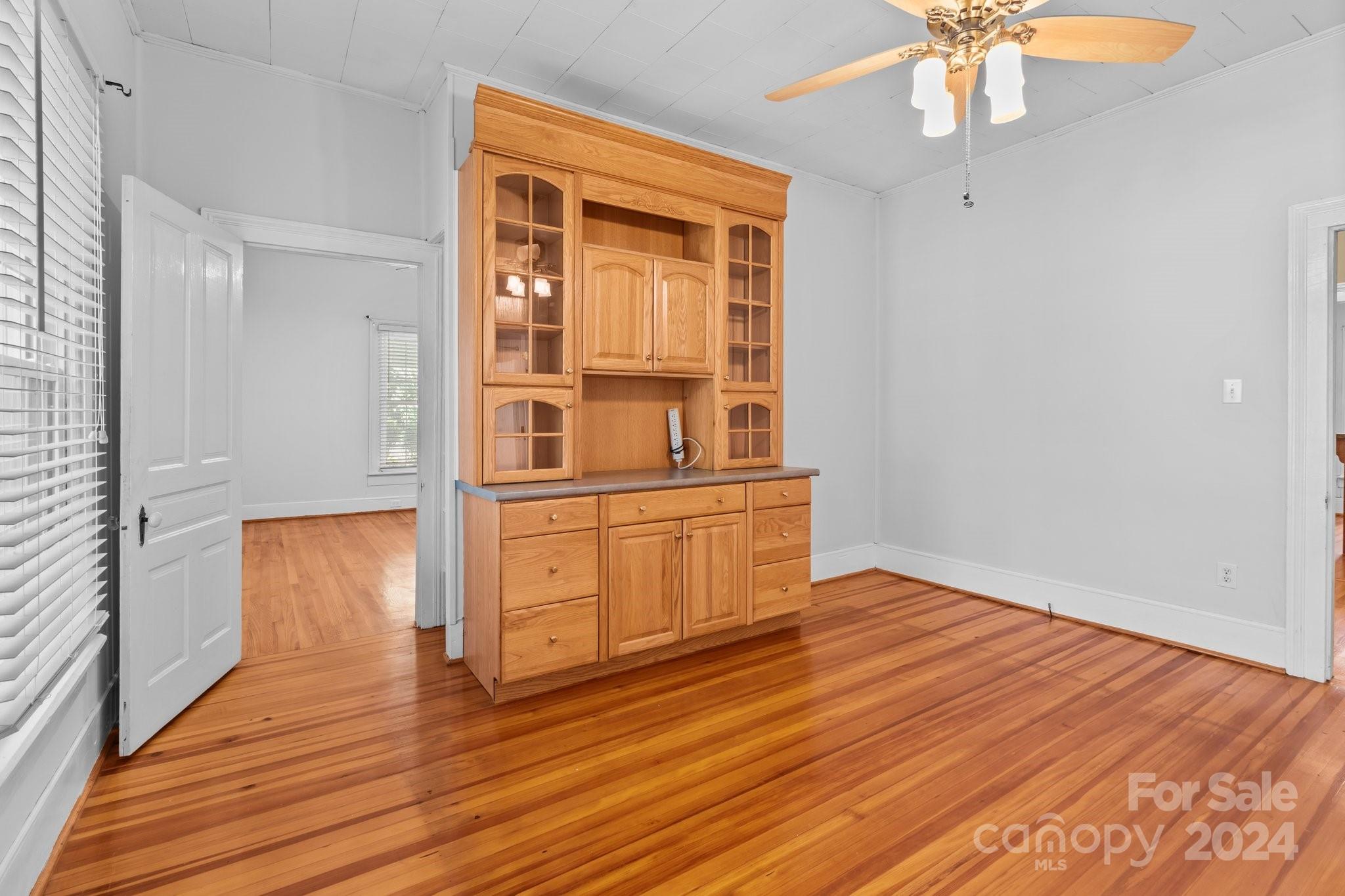 405 7th Street Property Photo 10