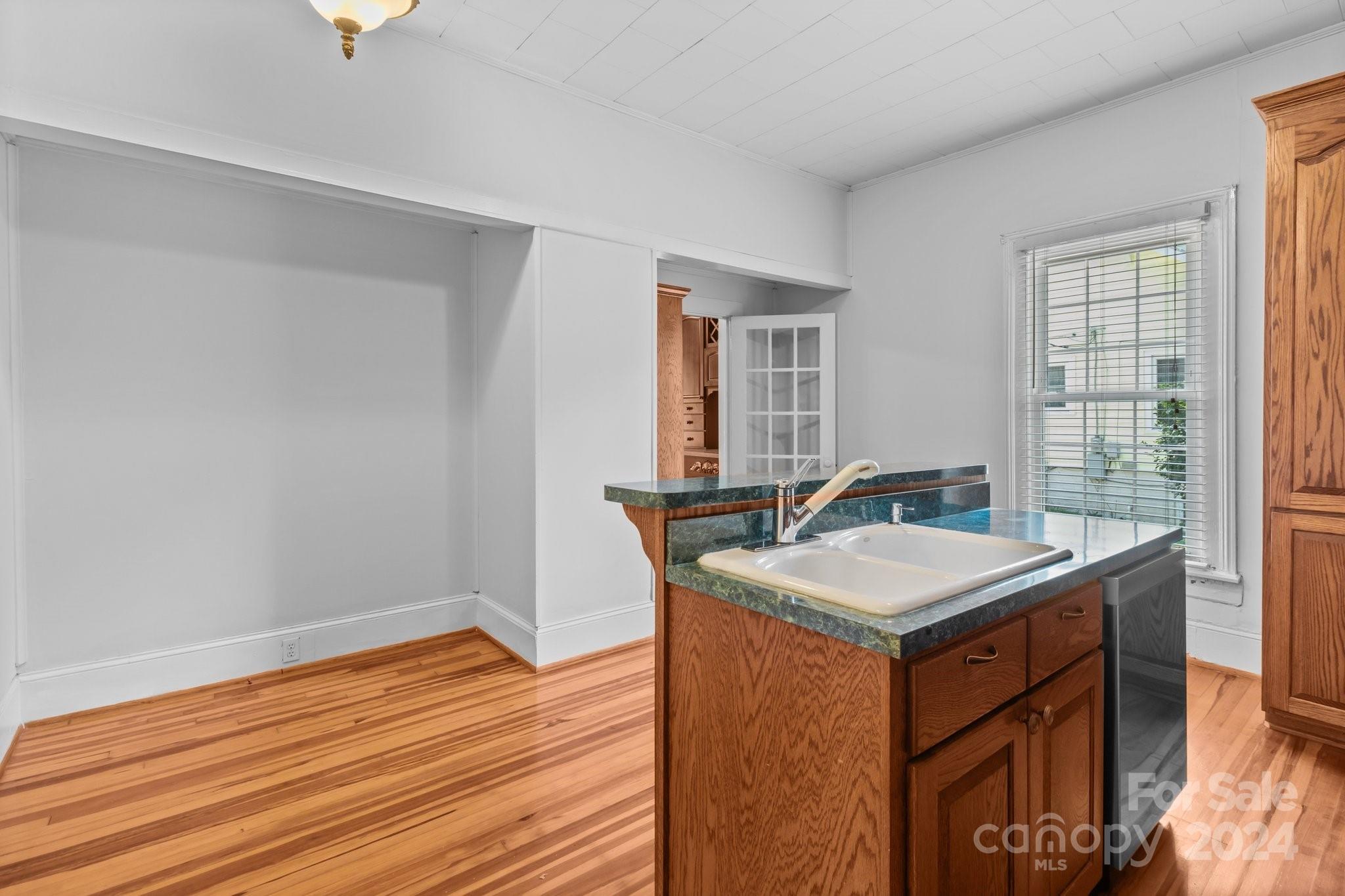 405 7th Street Property Photo 17
