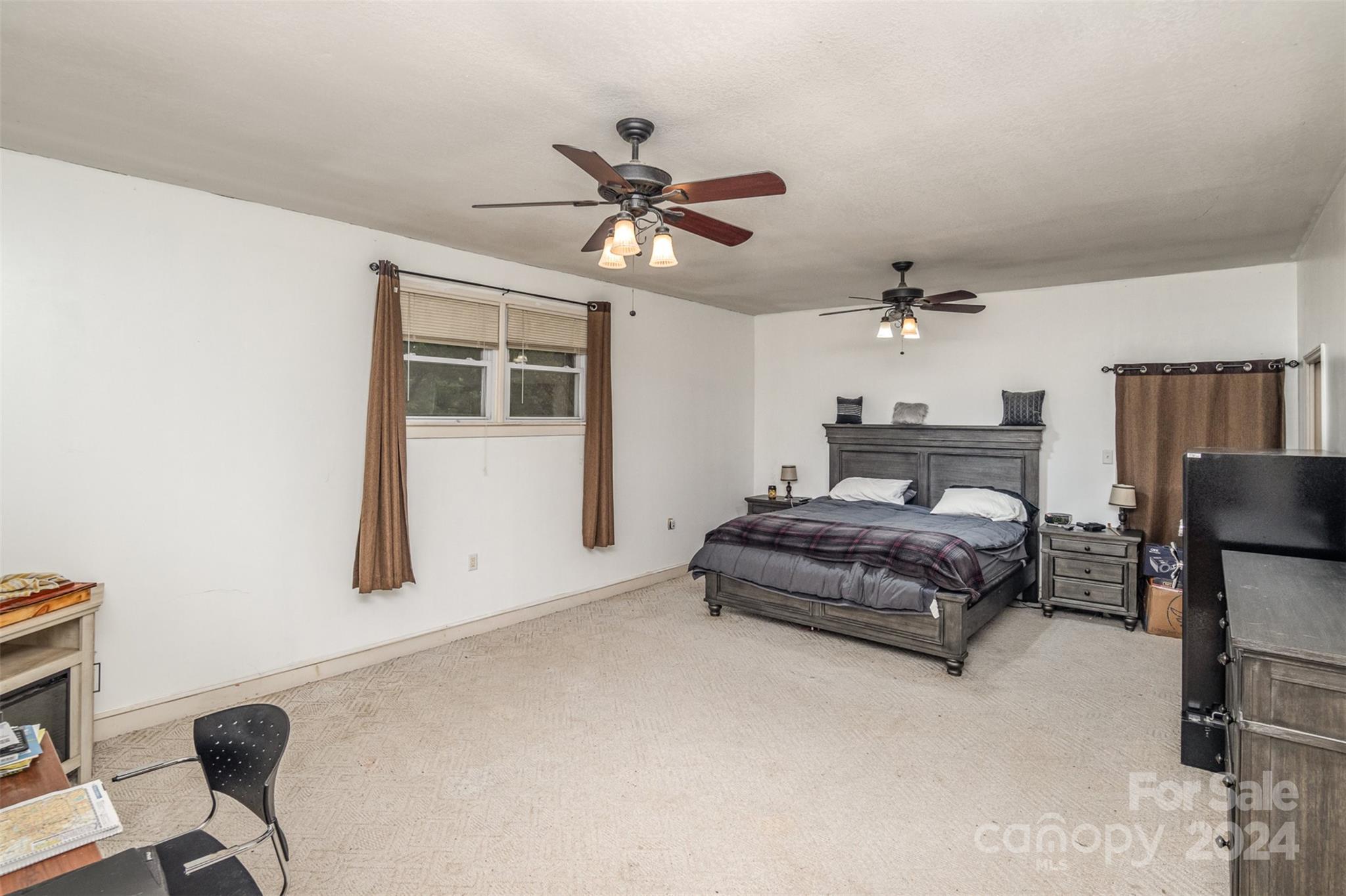 210 Pinkney Road Property Photo 15