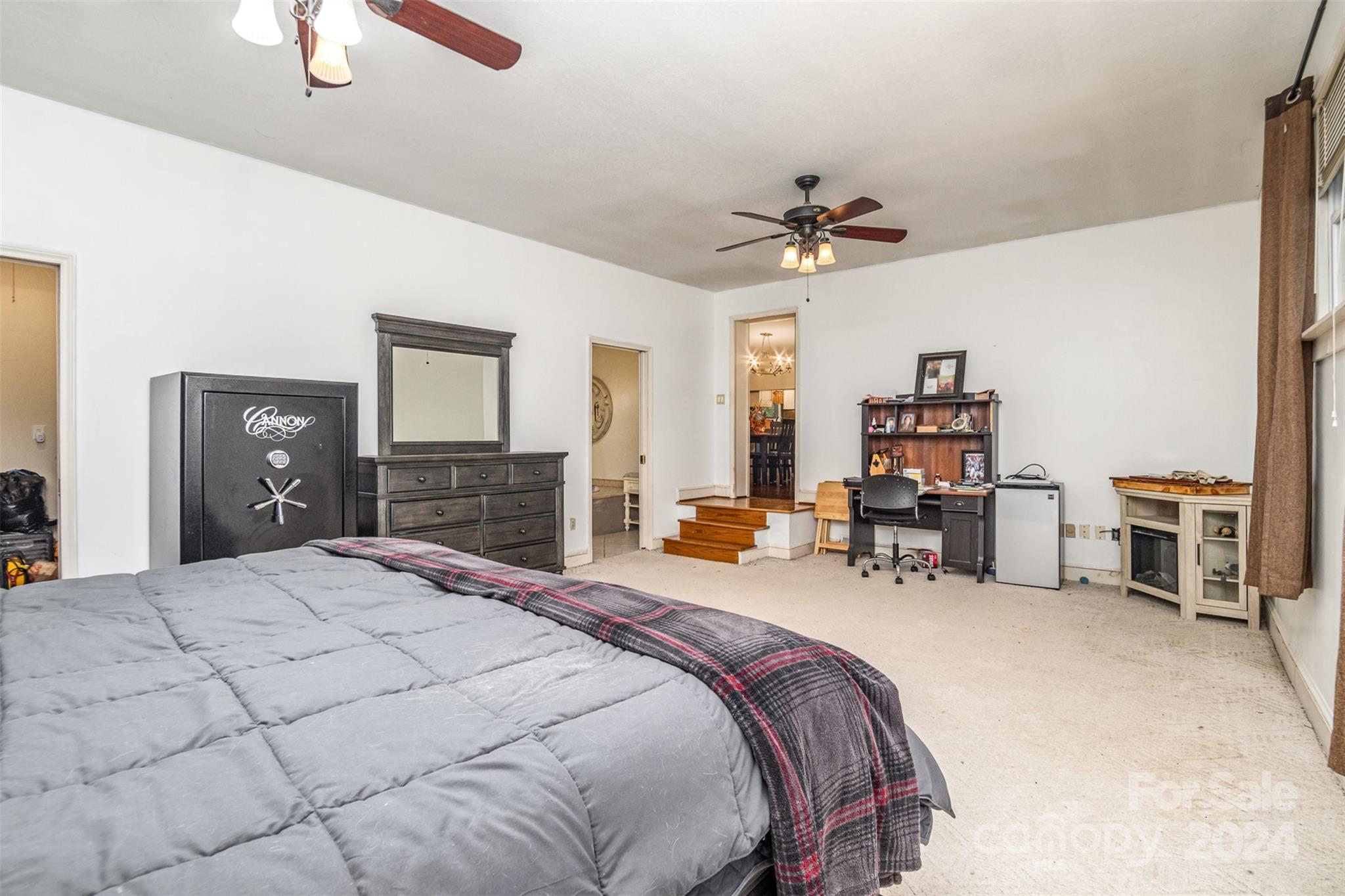 210 Pinkney Road Property Photo 17