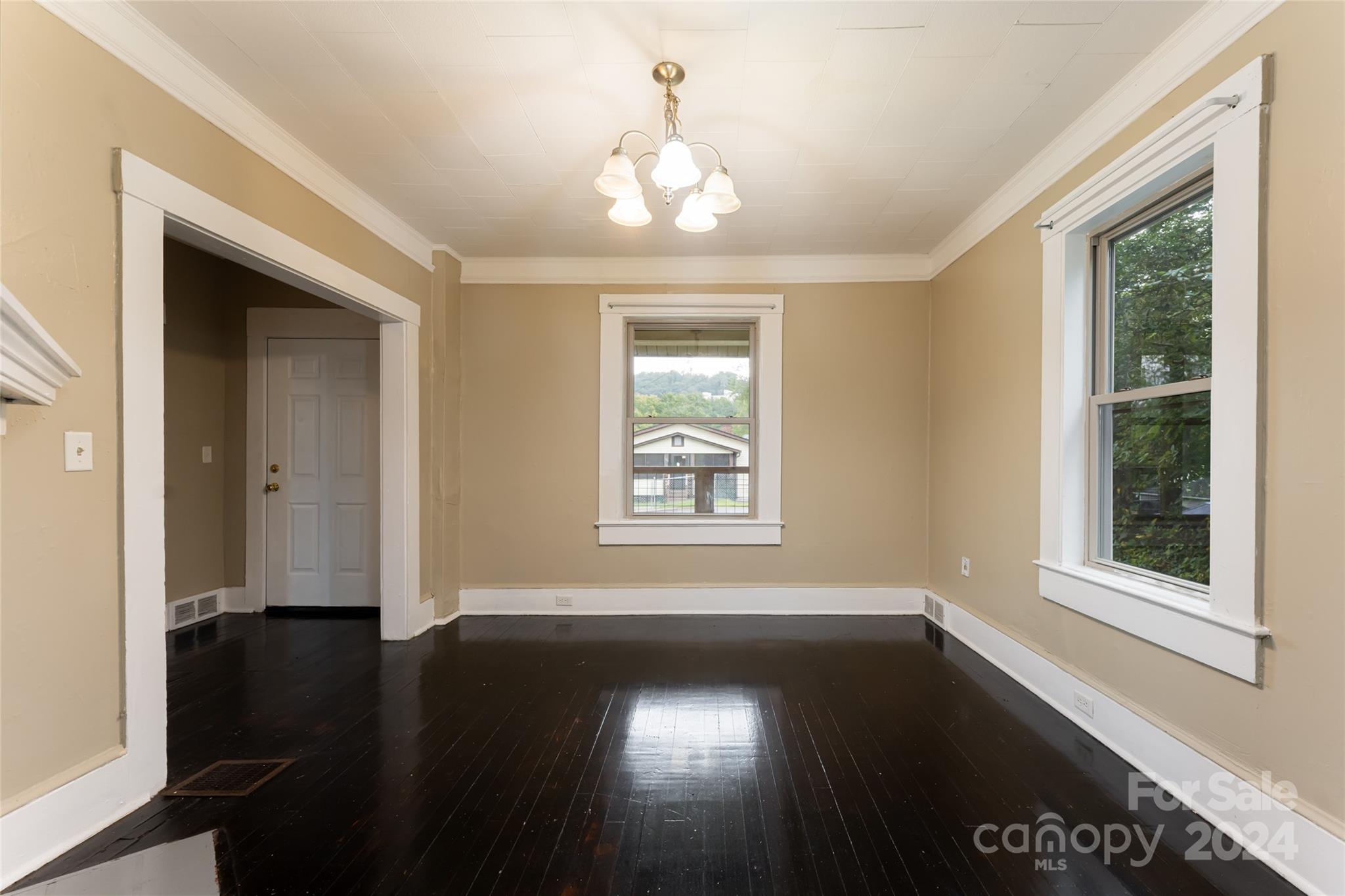 22 Pine Grove Avenue Property Photo 7